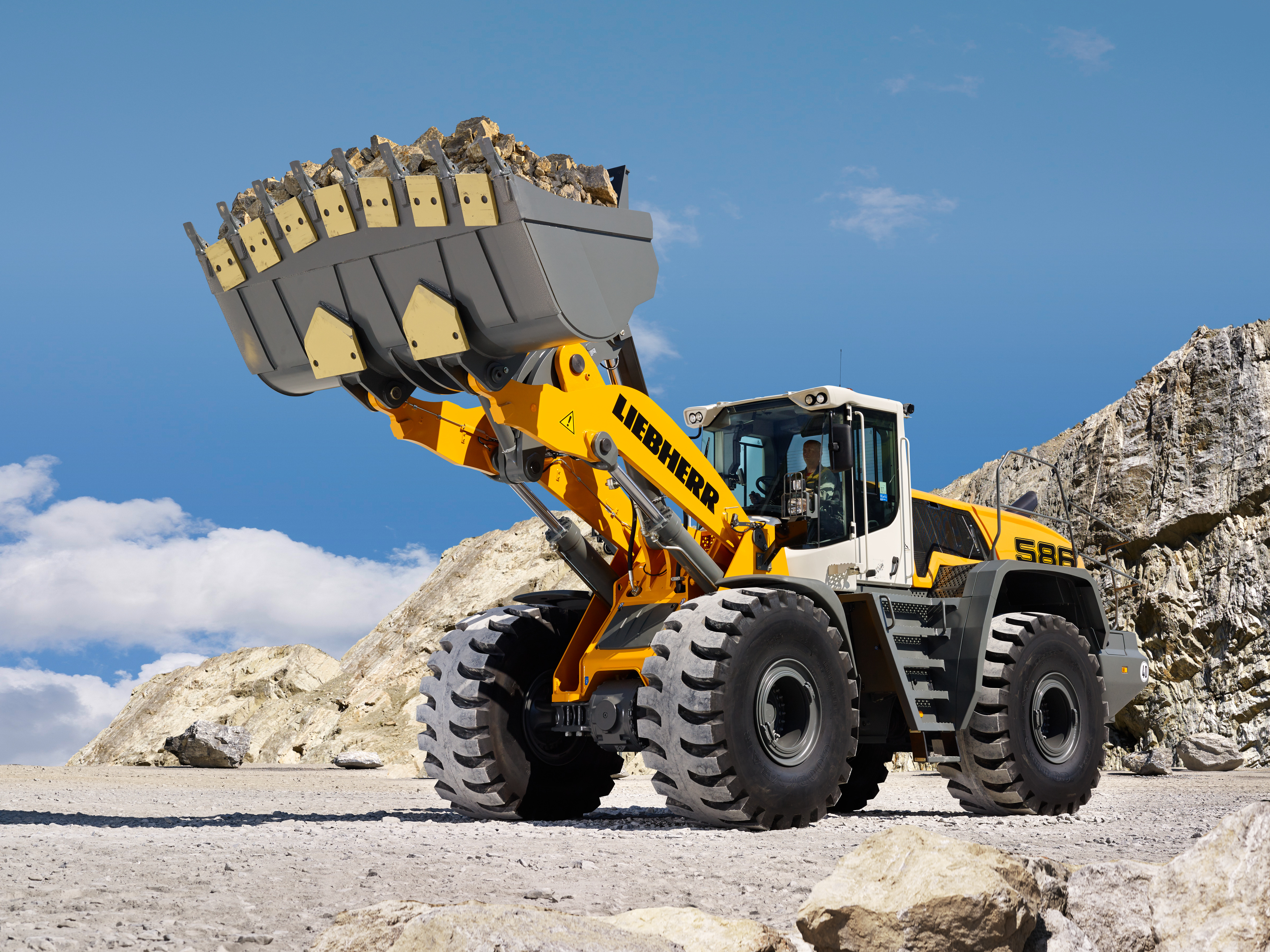Liebherr L586 Wheel Loader in a Quarry HD Wallpaper