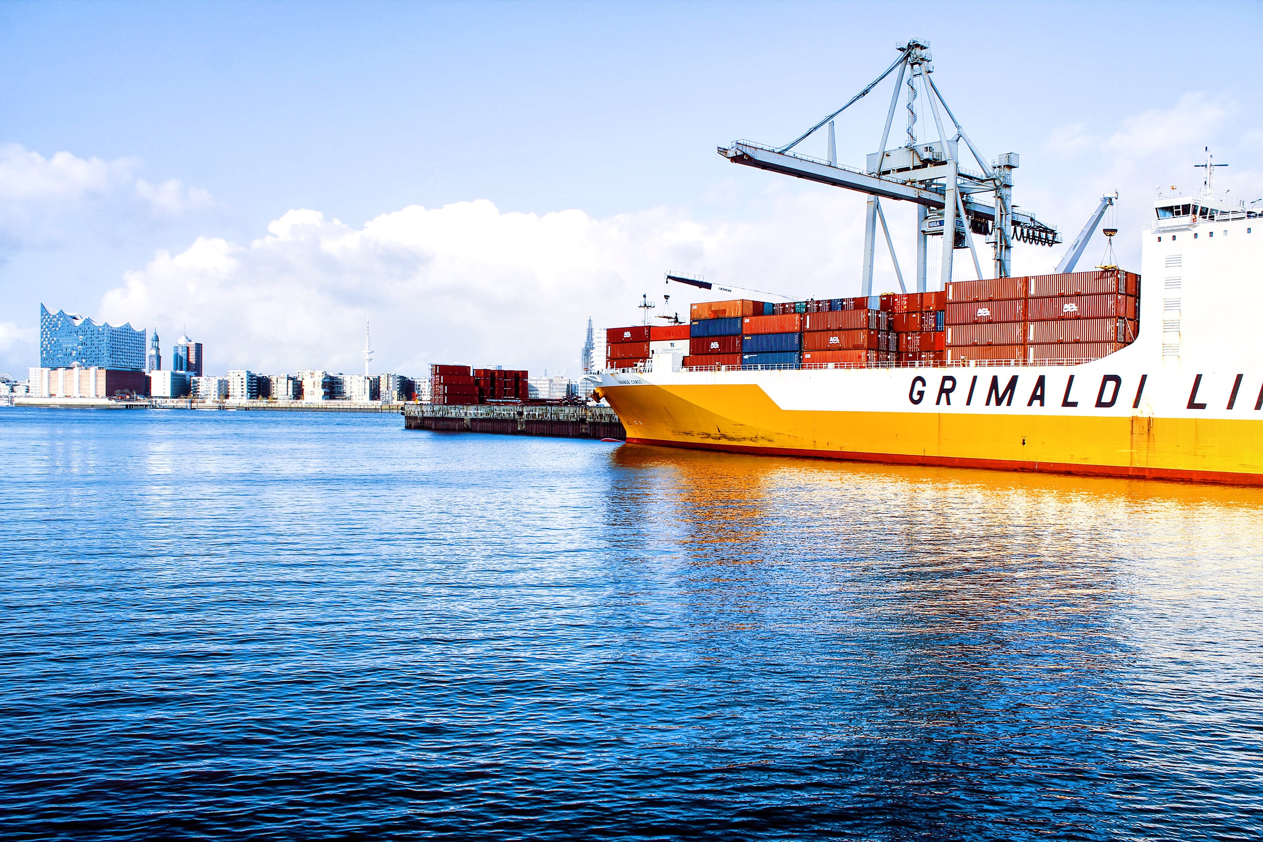 Grimaldi Lines container ship at Hamburg port HD Wallpaper