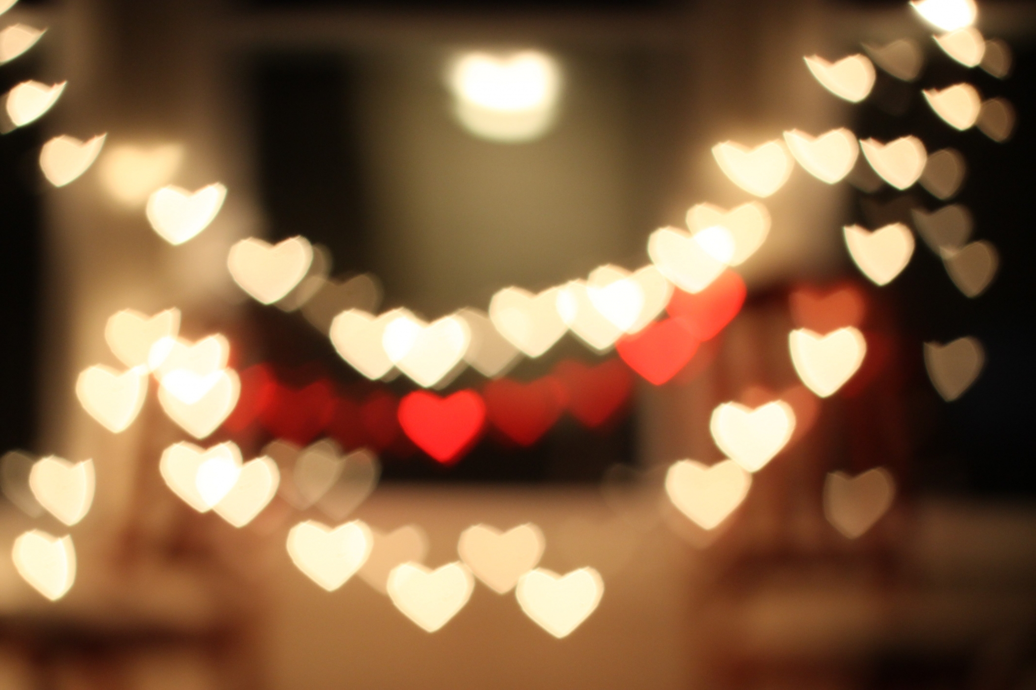 Heart-shaped bokeh lights HD Wallpaper
