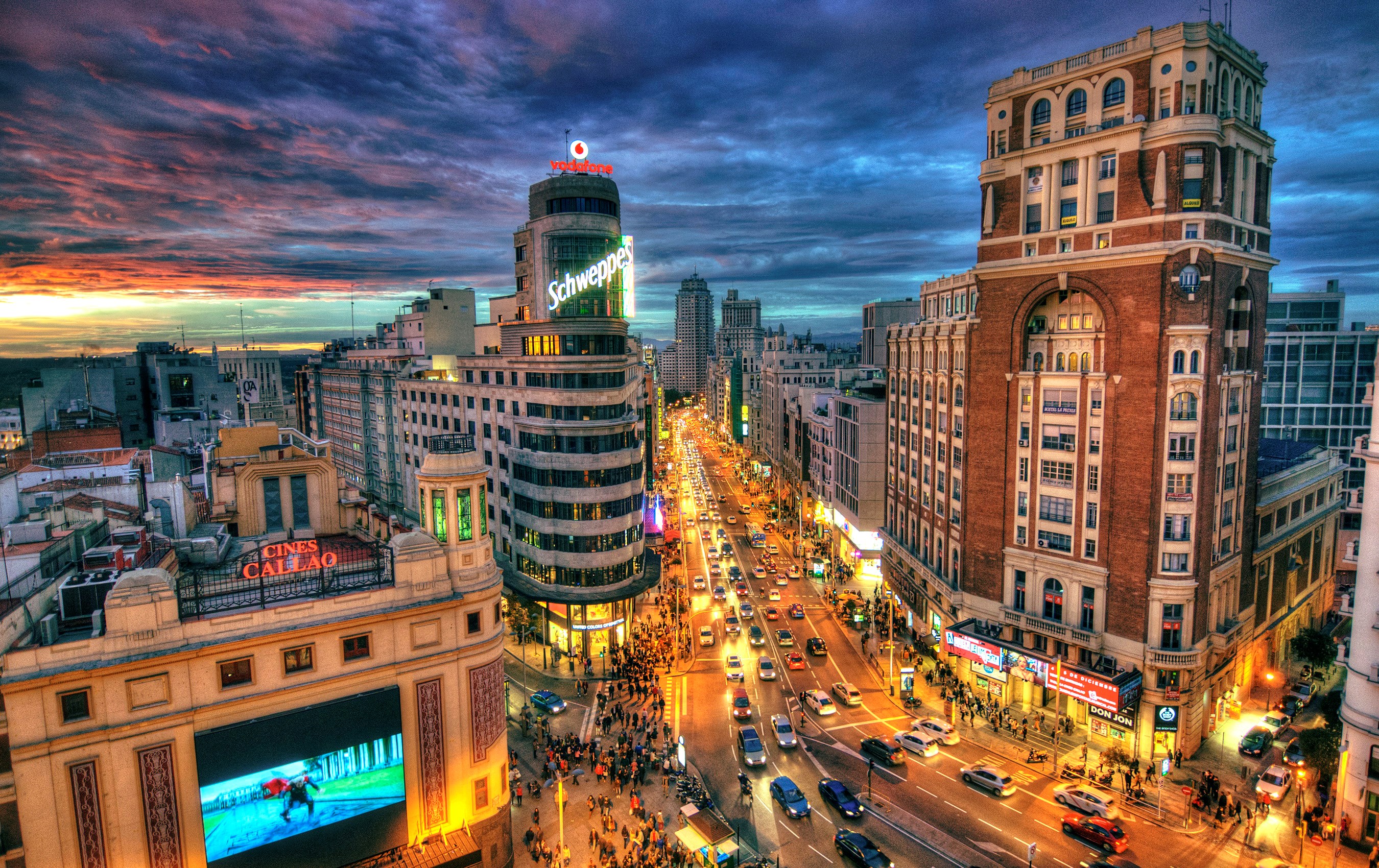 Gran Vía, Madrid at Dusk HD Wallpaper