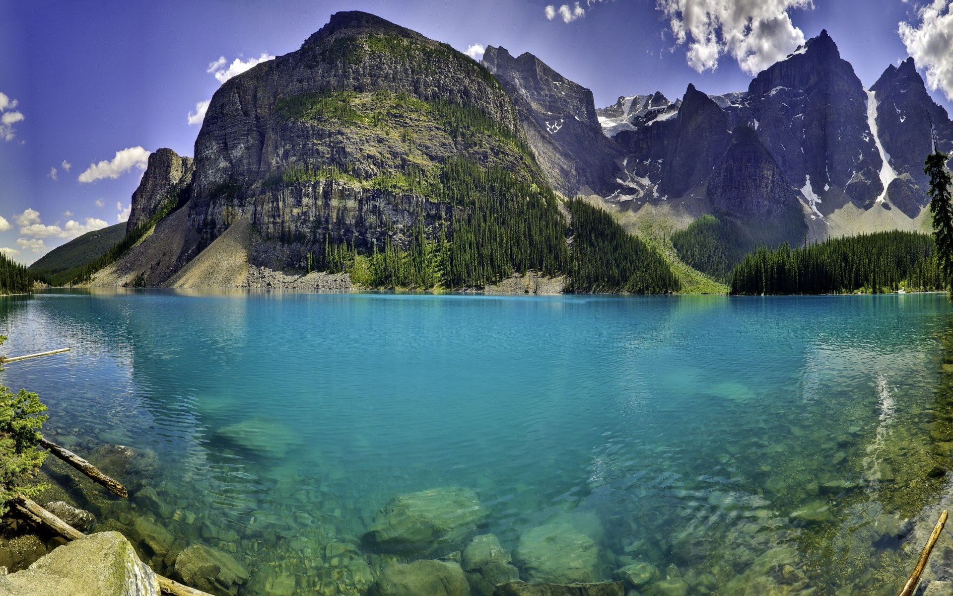 Turquoise lake and mountains with pine trees HD Wallpaper
