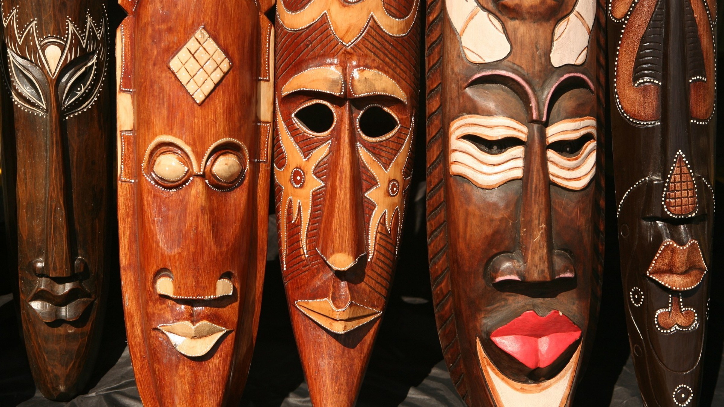 Collection of African wooden masks HD Wallpaper