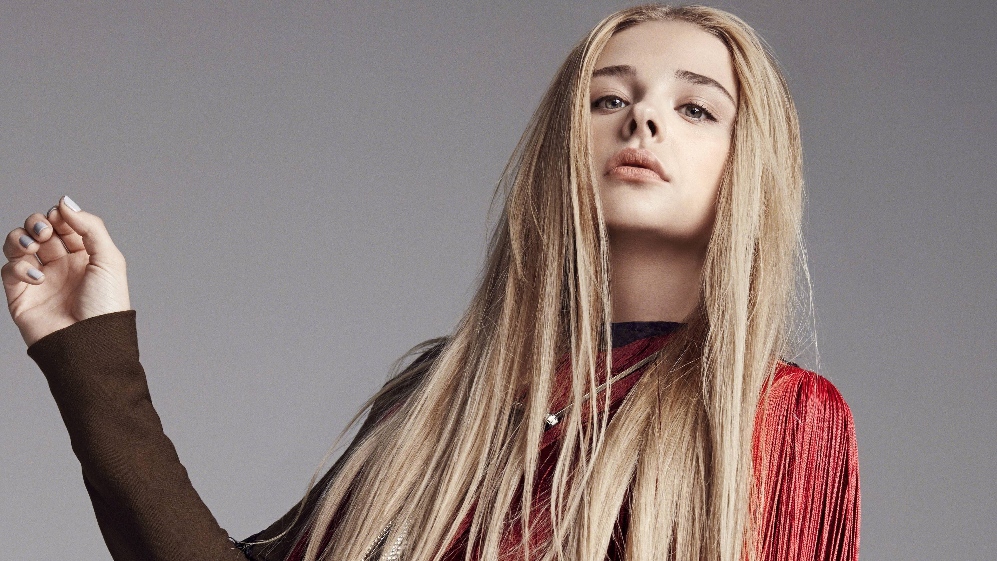 Chloe Grace Moretz 4K HD Wallpaper