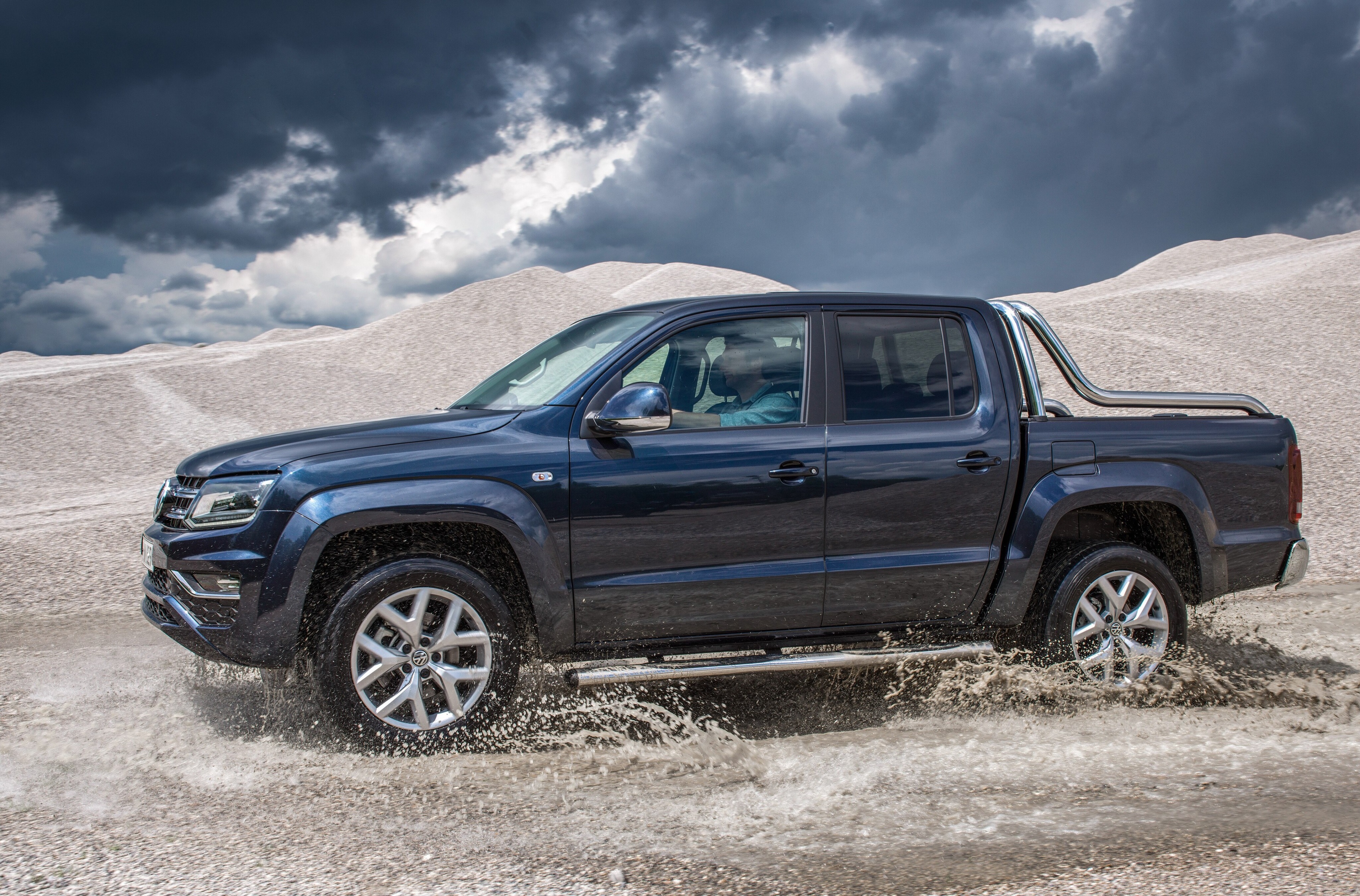 Volkswagen Amarok Double Cab Aventura 4K HD Wallpaper