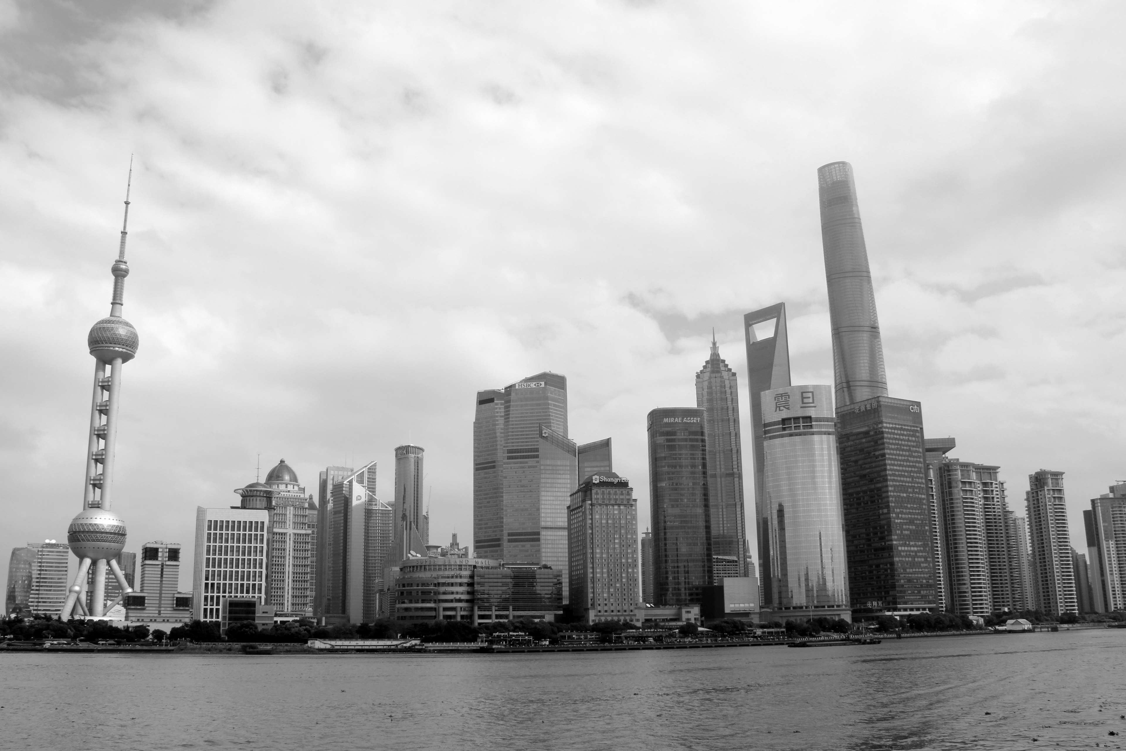 Shanghai skyline with Oriental Pearl Tower and skyscrapers HD Wallpaper
