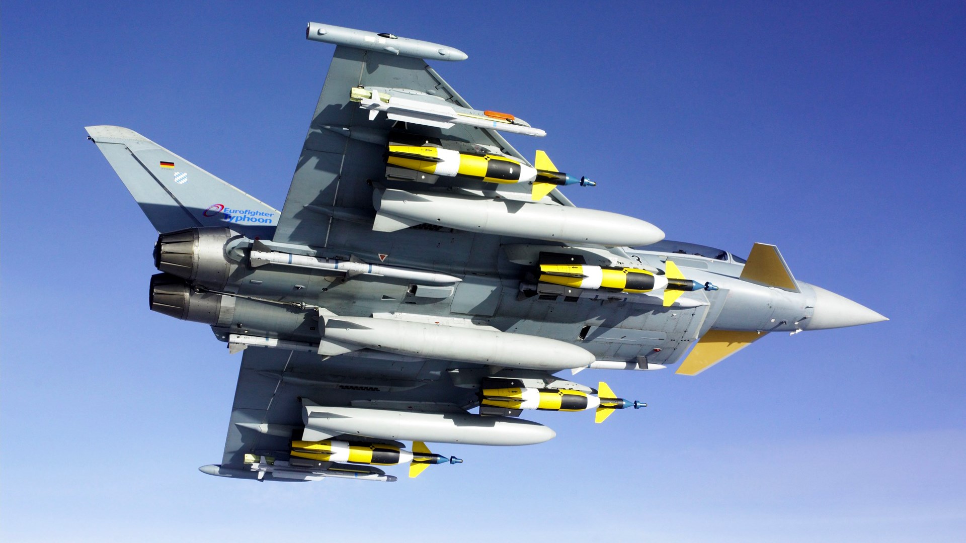 Eurofighter Typhoon jet with missiles HD Wallpaper