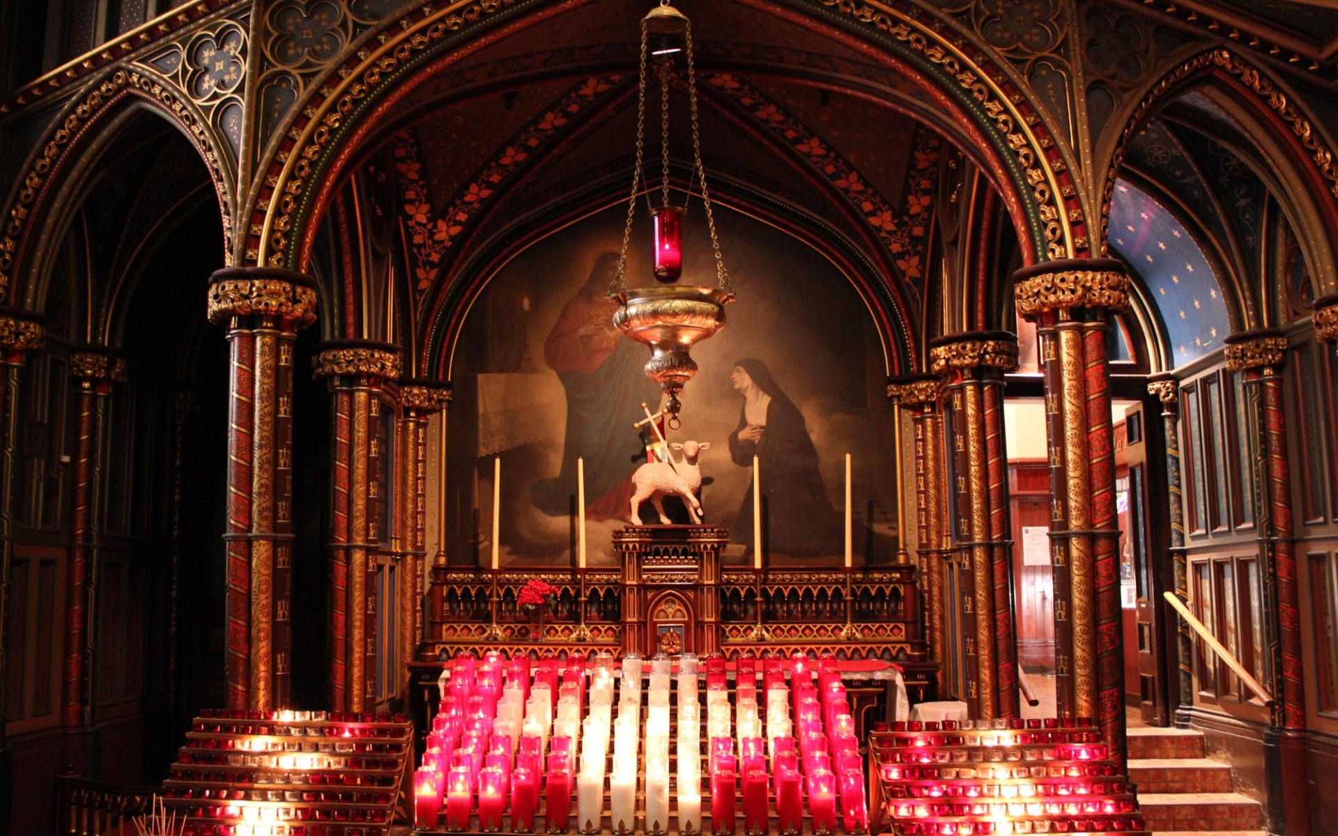 Notre Dame Basilica in Montreal interior HD Wallpaper