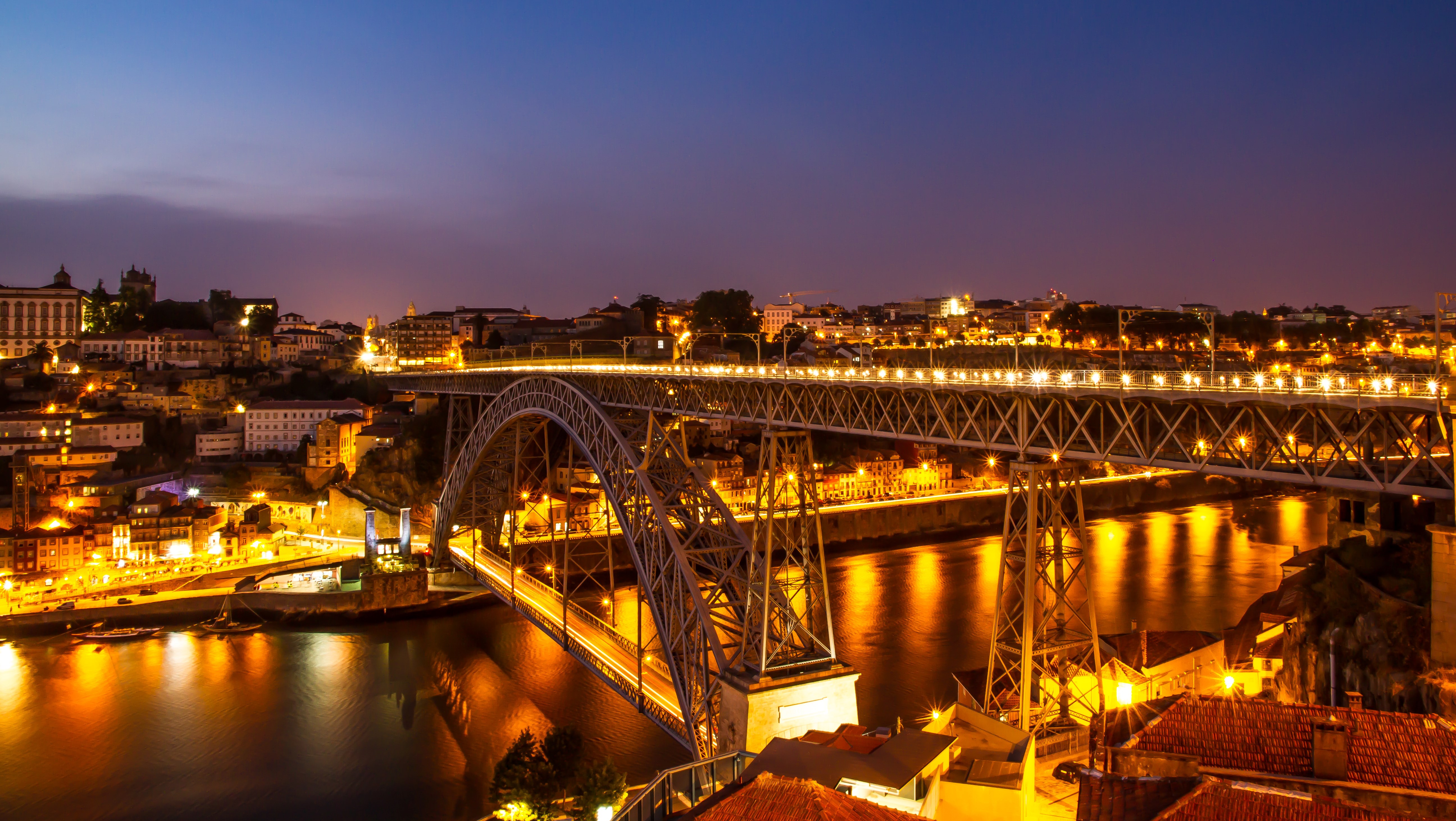 Dom Luís I Bridge over Douro River at night in Porto HD Wallpaper