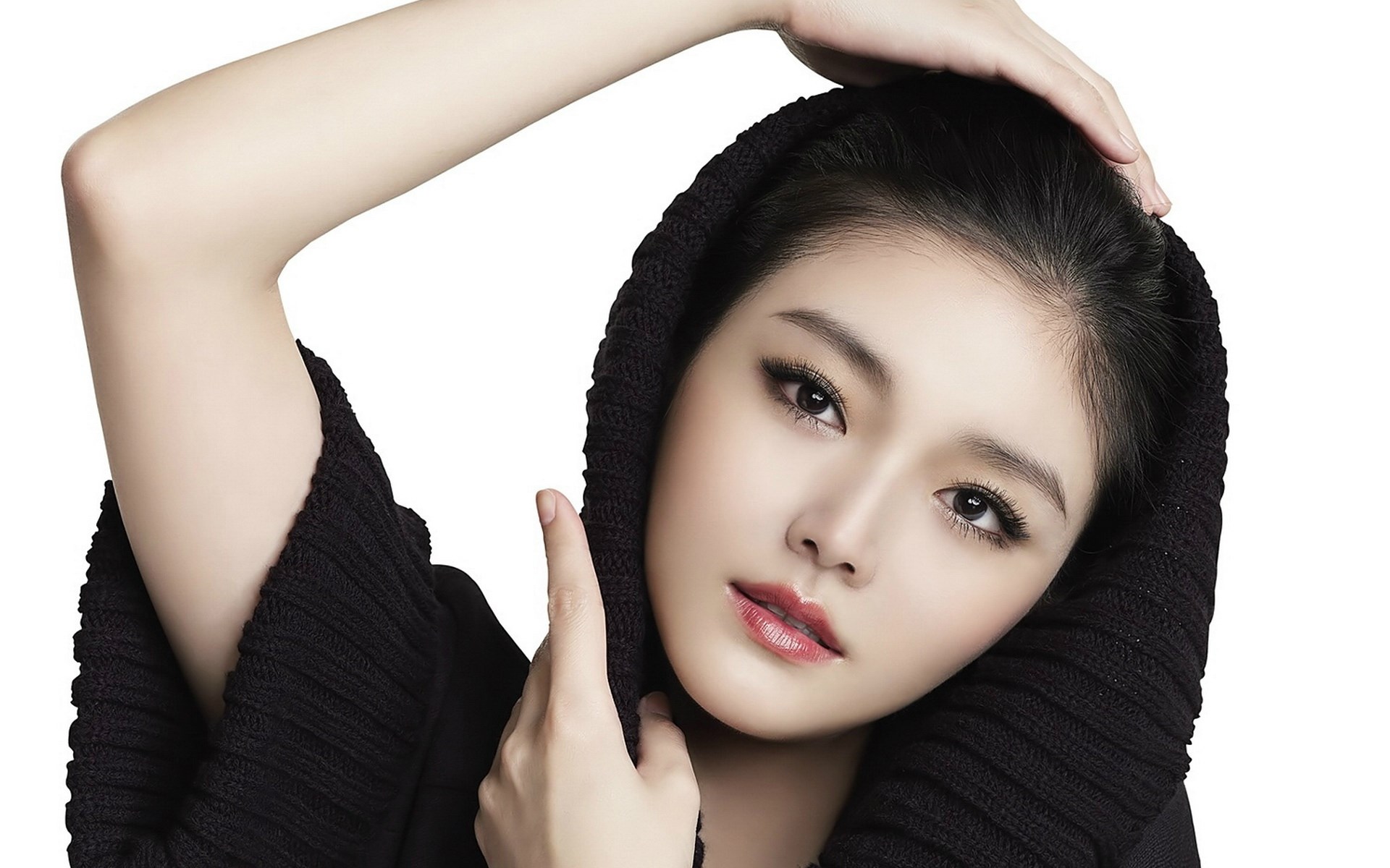 Barbie Hsu wearing a black hooded sweater HD Wallpaper