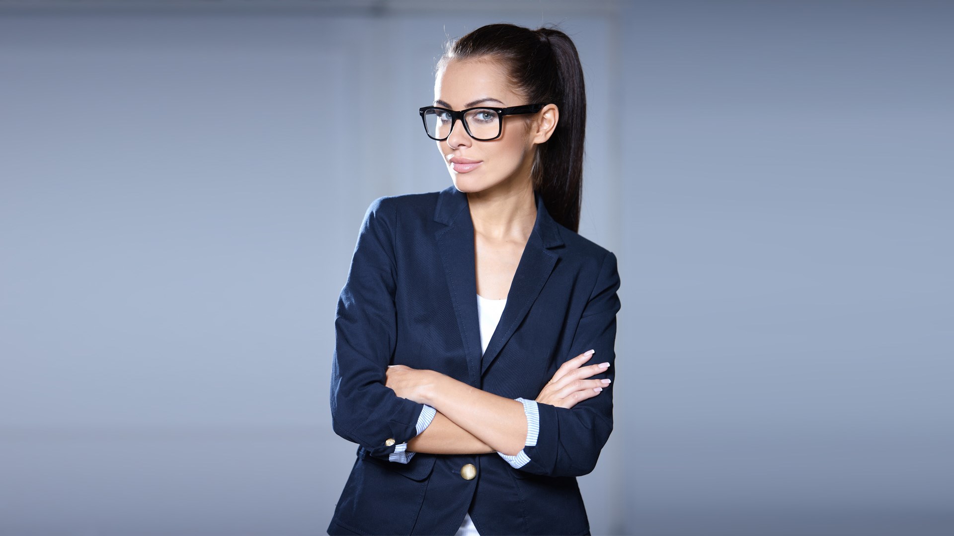 Woman wearing glasses and a suit jacket HD Wallpaper
