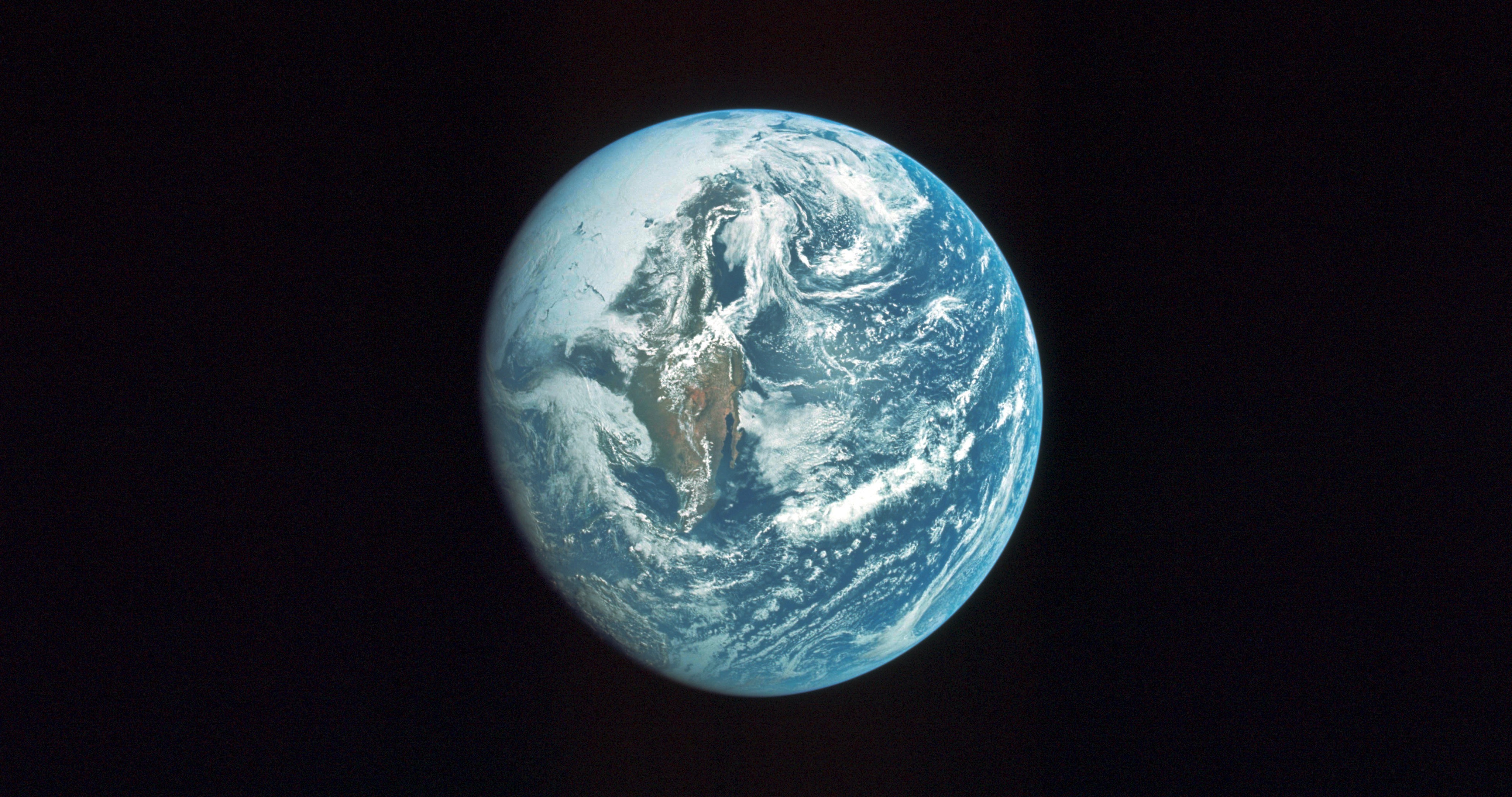 Earth from space during Apollo mission HD Wallpaper