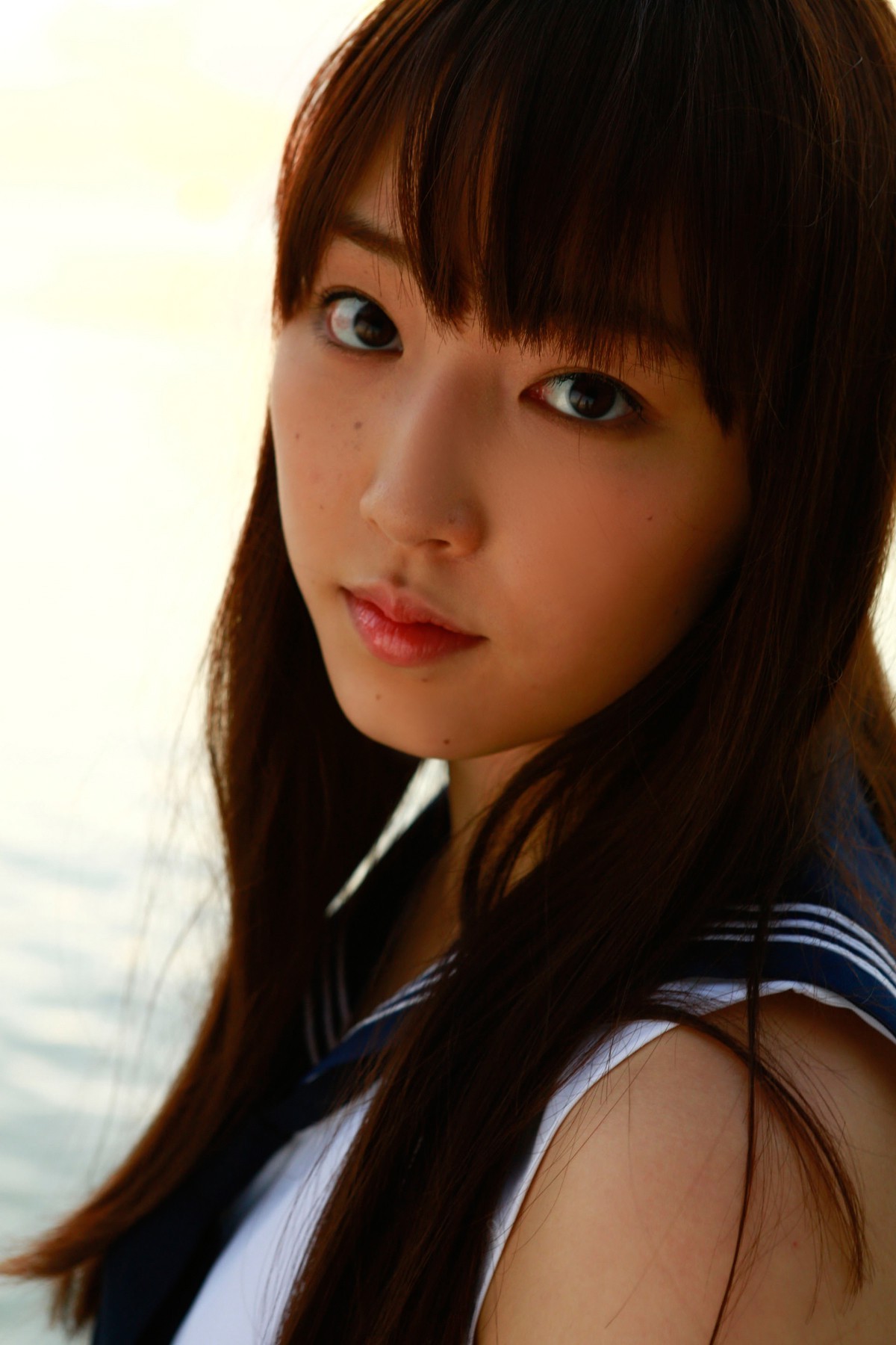 Mizuki Fukumura from Morning Musume HD Wallpaper