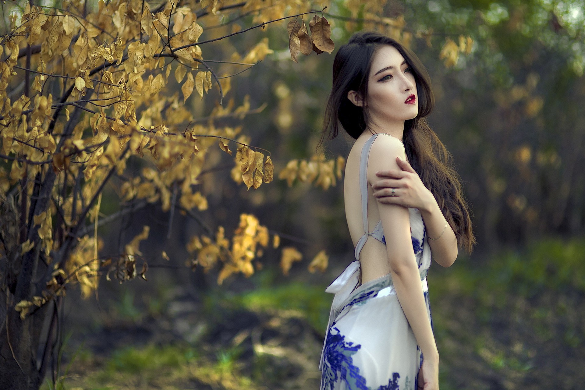 Asian woman in a dress outdoors HD Wallpaper