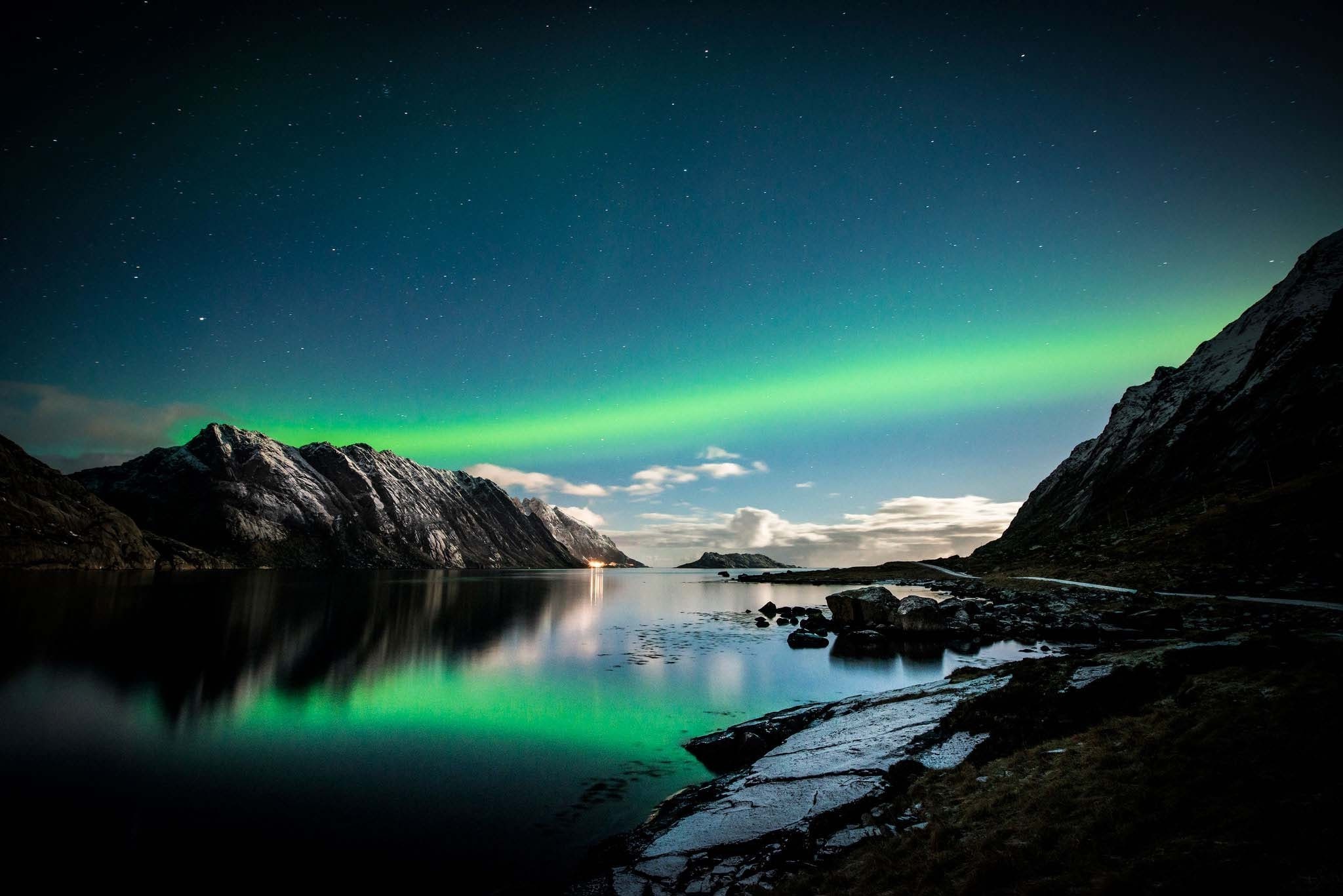 Aurora Borealis over Mountains and Fjord HD Wallpaper