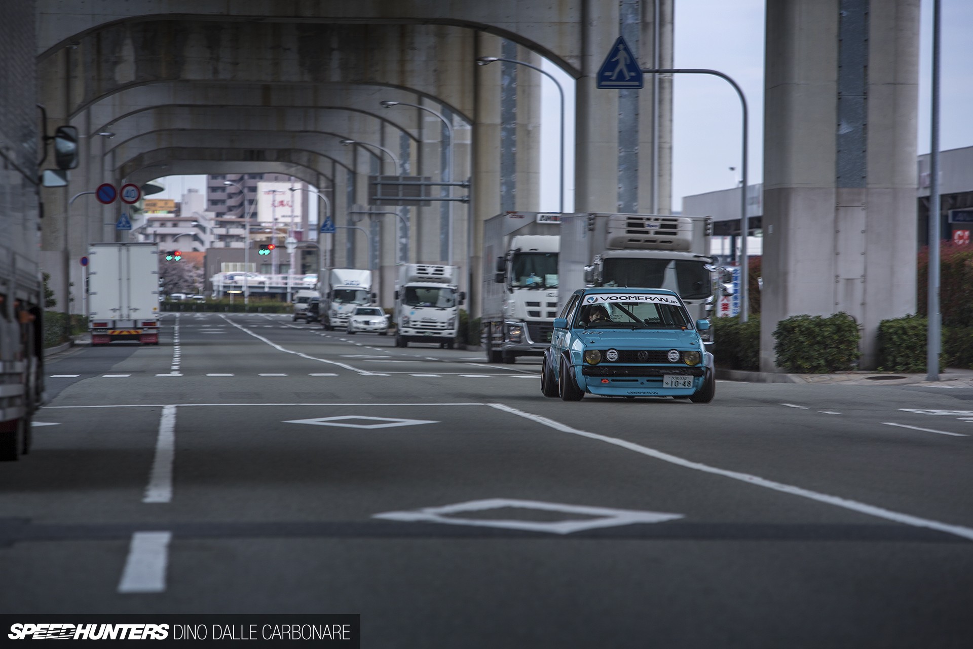 Volkswagen Golf MK2 with Voomeran kit on Japanese street HD Wallpaper