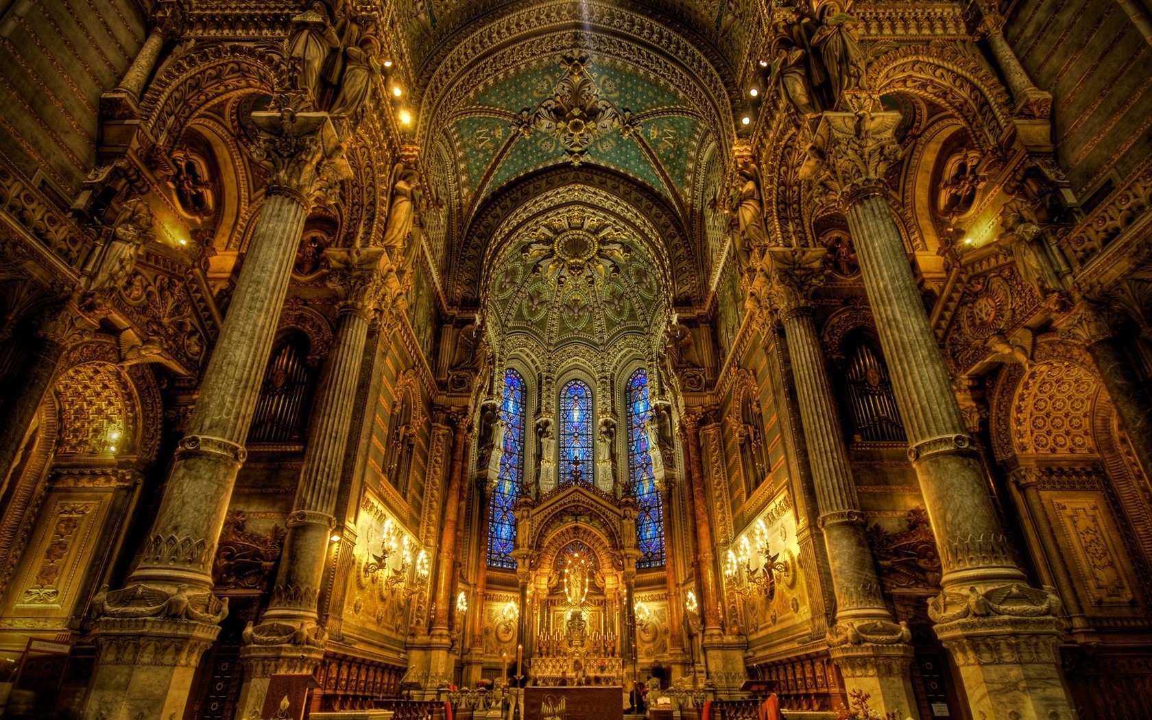 Basilica of Notre Dame de Fourvière interior HD Wallpaper