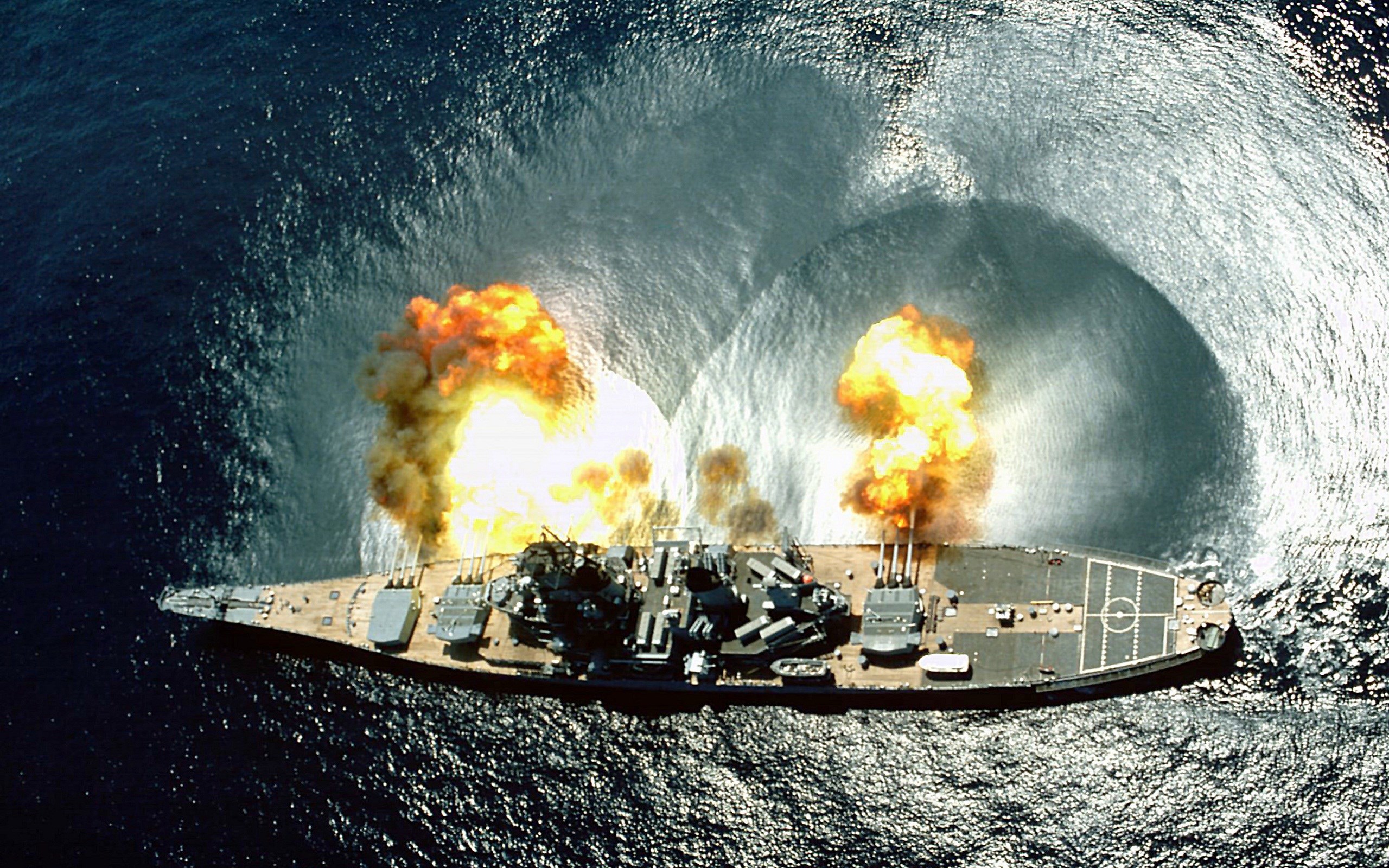 USS Iowa BB-61 firing its guns HD Wallpaper
