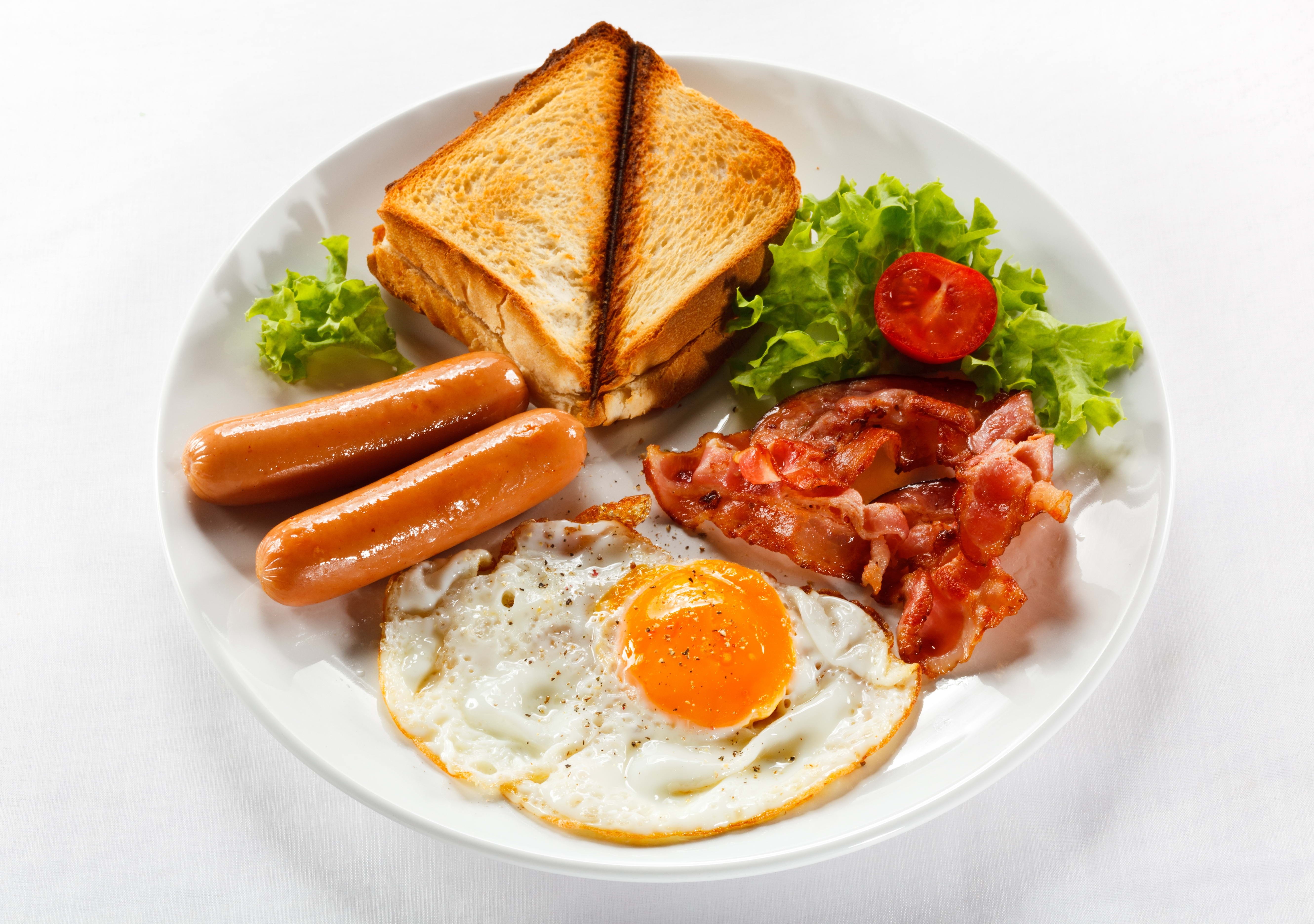 Full English Breakfast with Toast and Egg HD Wallpaper