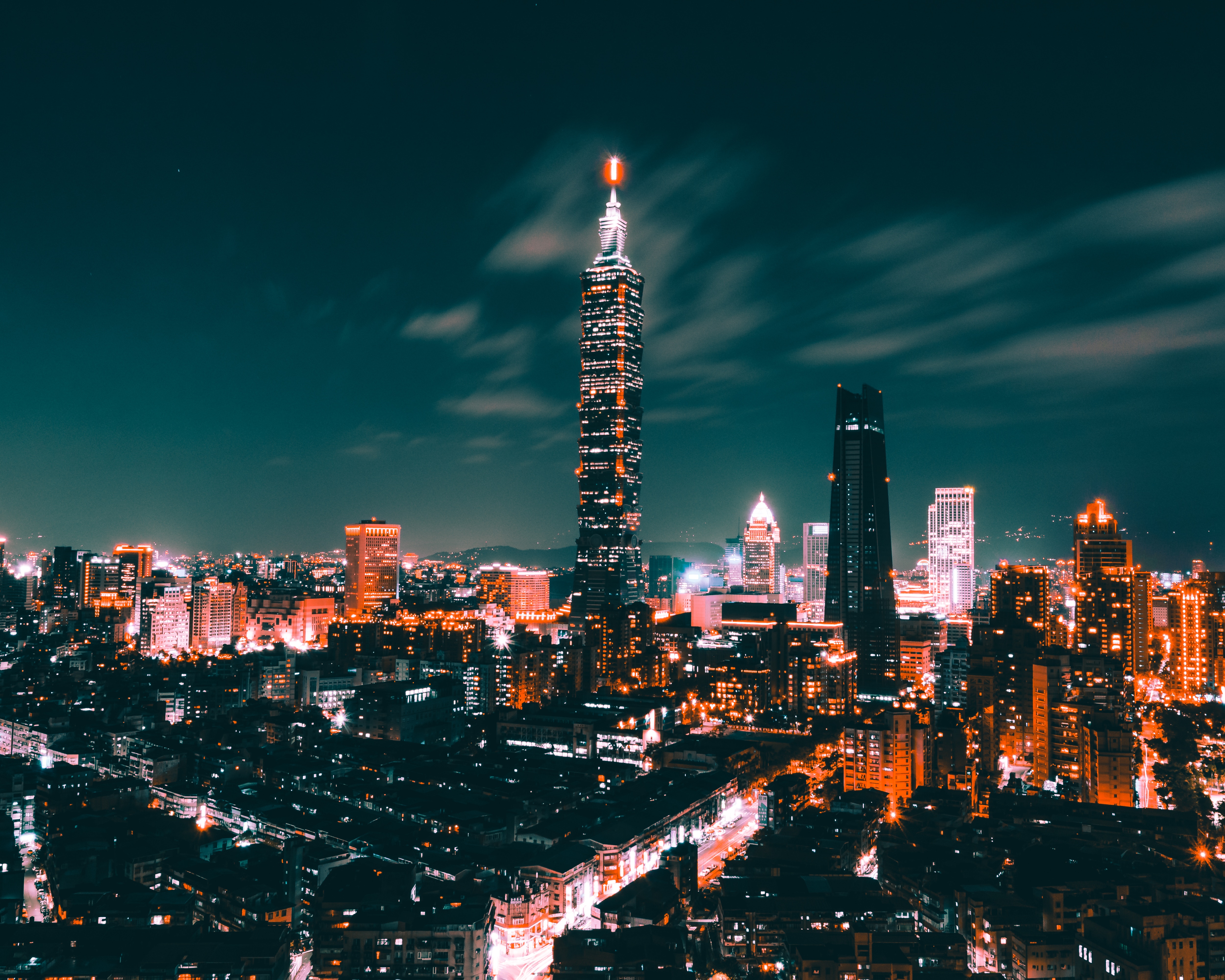 Night cityscape of Taipei with Taipei 101 skyscraper HD Wallpaper