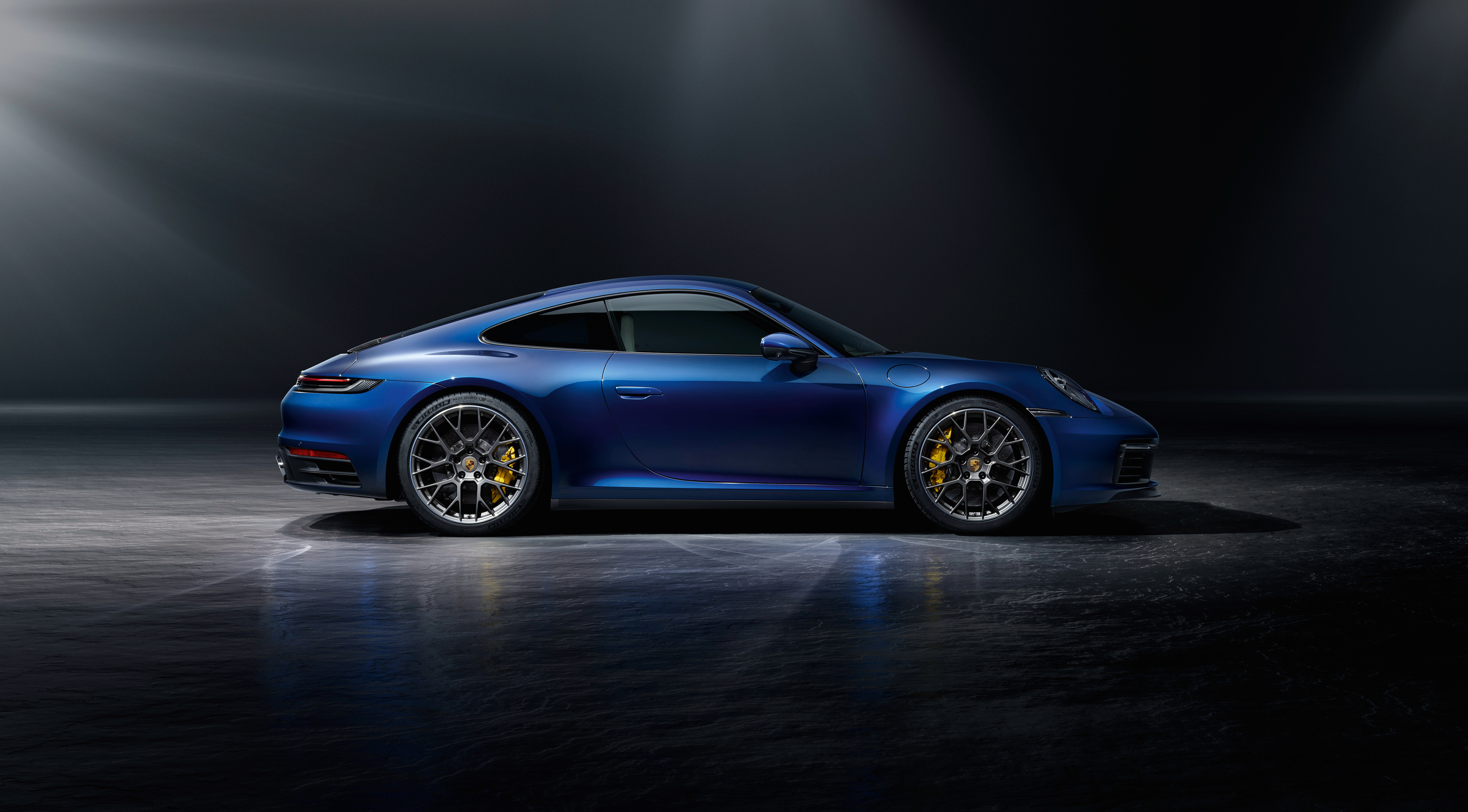 4K Porsche 911 Carrera 4S HD Wallpaper