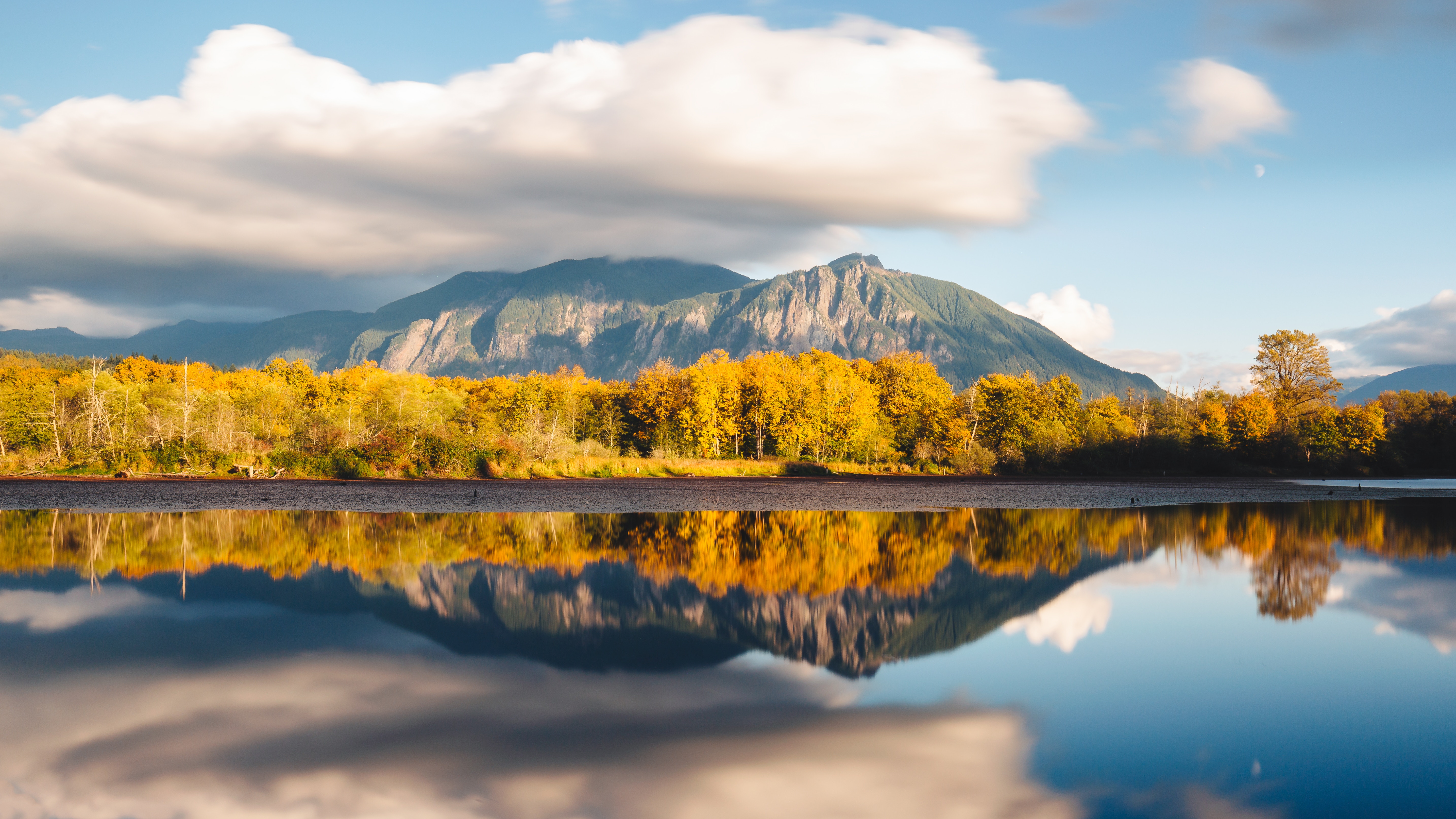 Mountain Landscape with Autumn Trees and Reflection HD Wallpaper