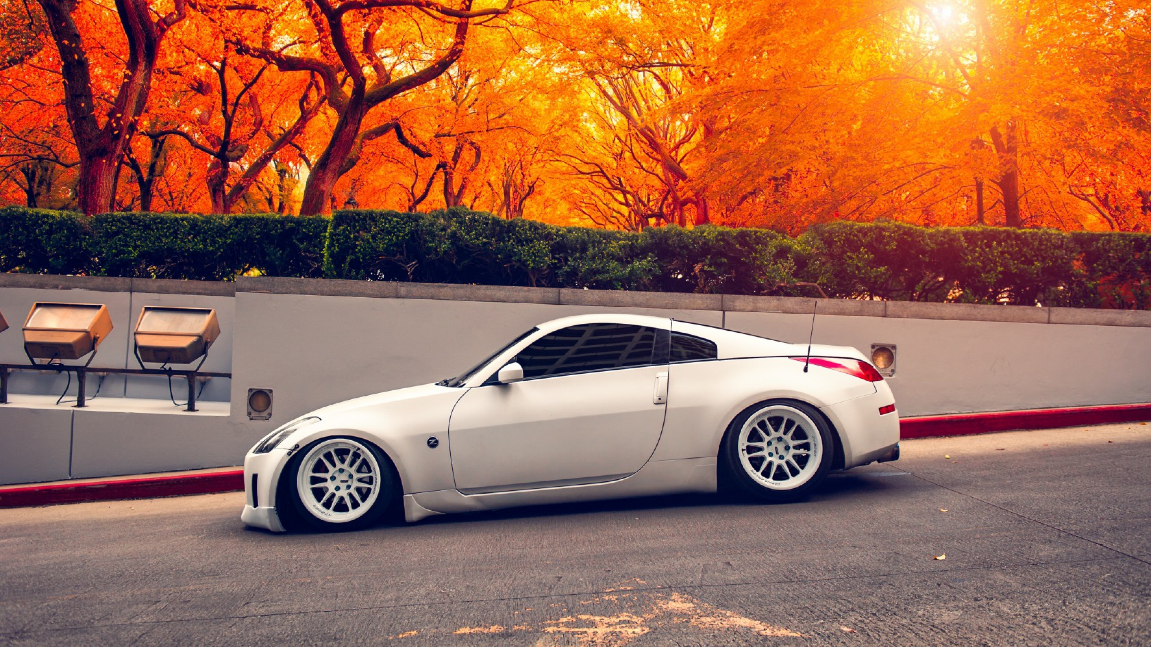 White Nissan 350Z 4K HD Wallpaper