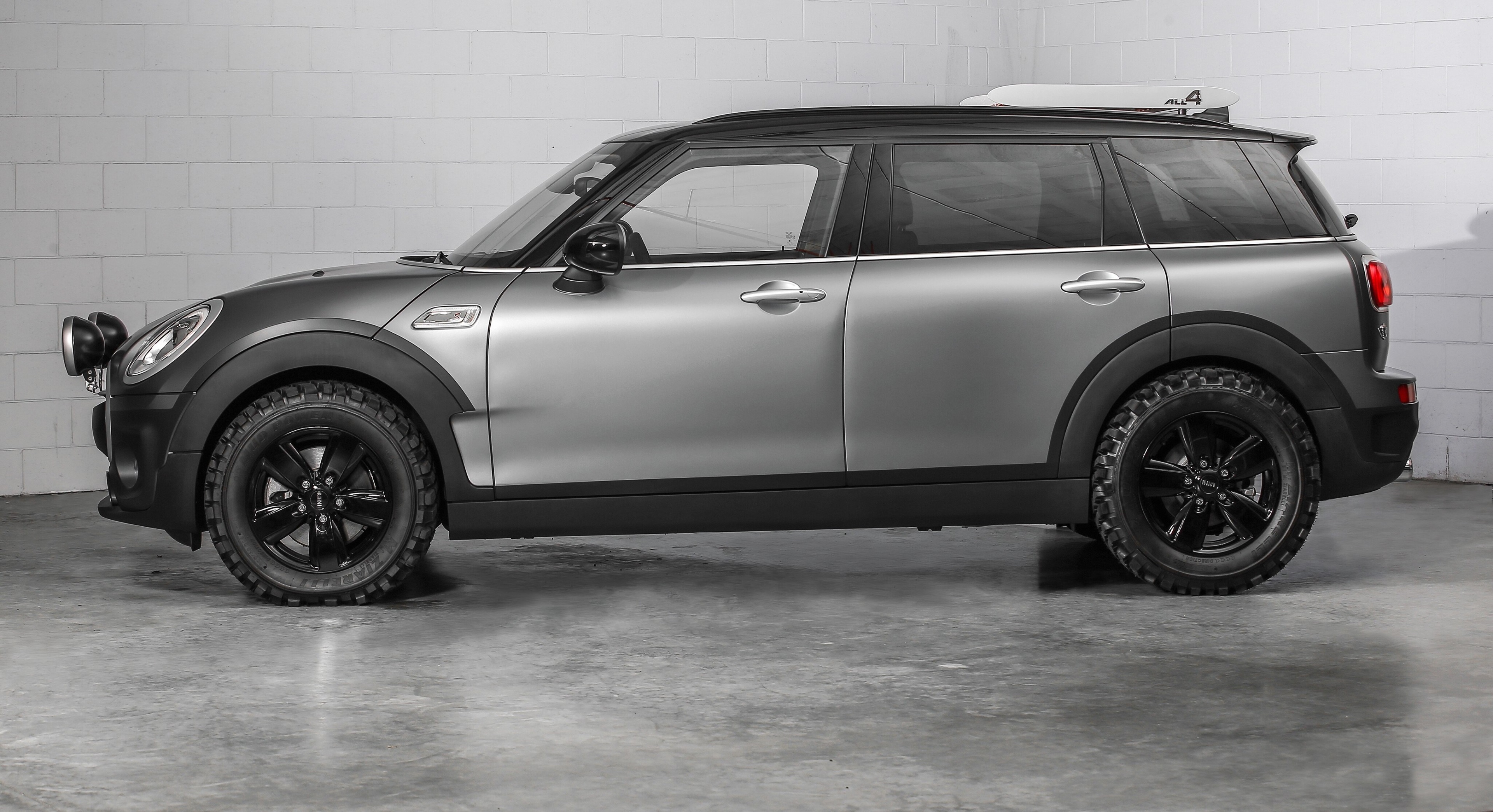 Mini Clubman All4 Scrambler 4K HD Wallpaper