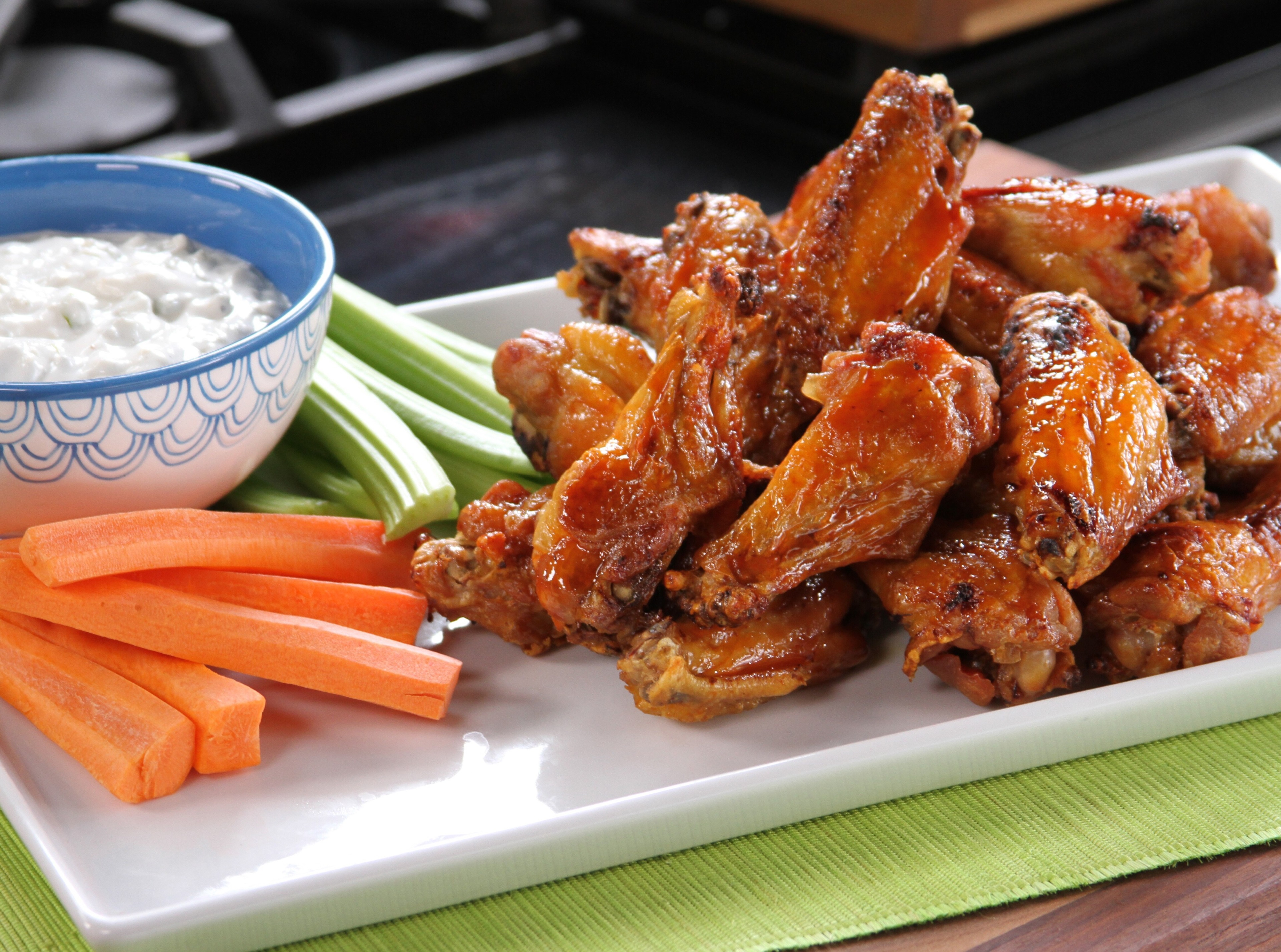 Delicious 4K Buffalo Wings with Veggies and Dip HD Wallpaper