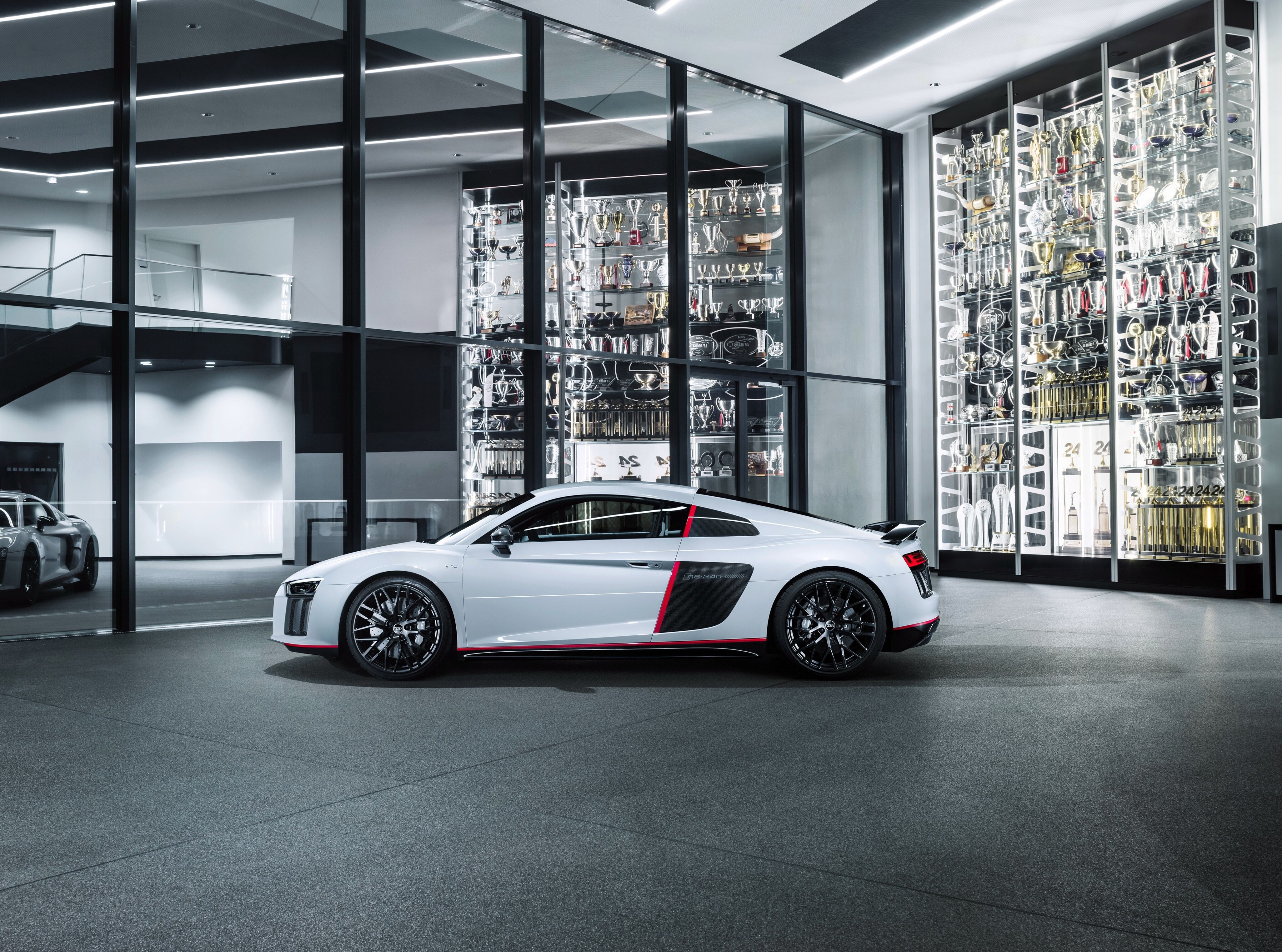 White Audi R8 V10 Plus 24h 4K HD Wallpaper
