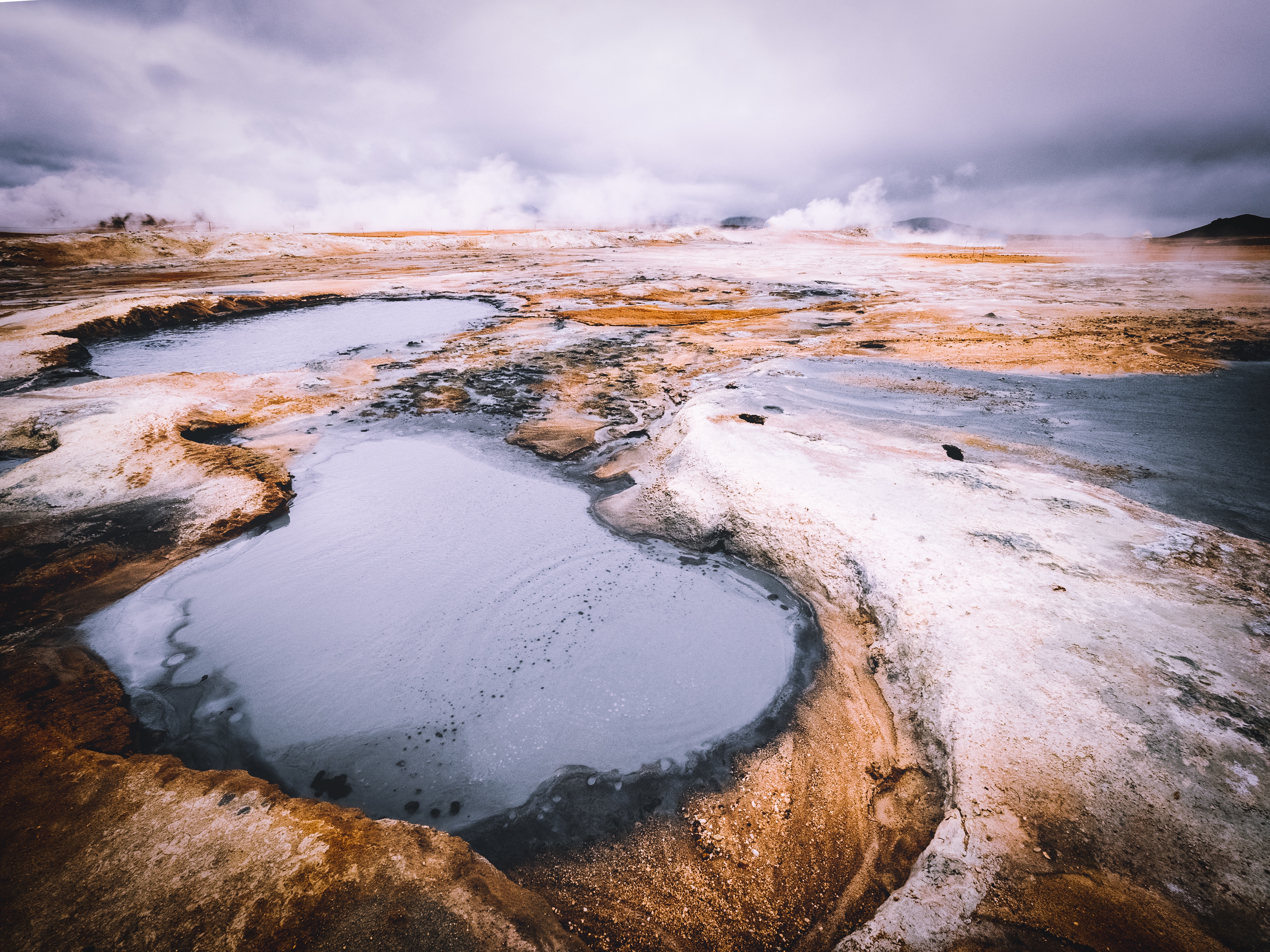 Geothermal pools in Iceland HD Wallpaper