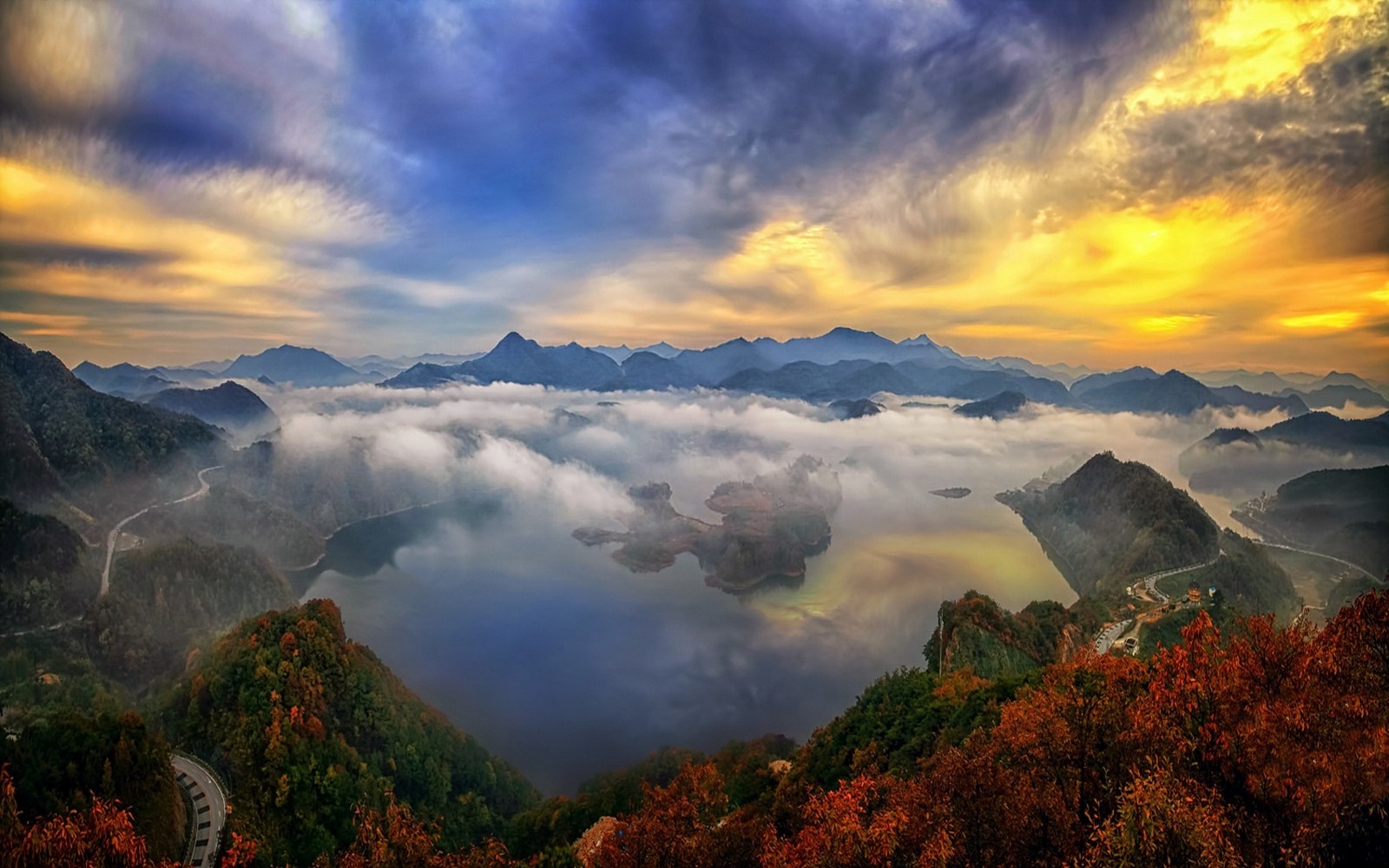 Mountain lake with fog at sunrise, South Korea HD Wallpaper