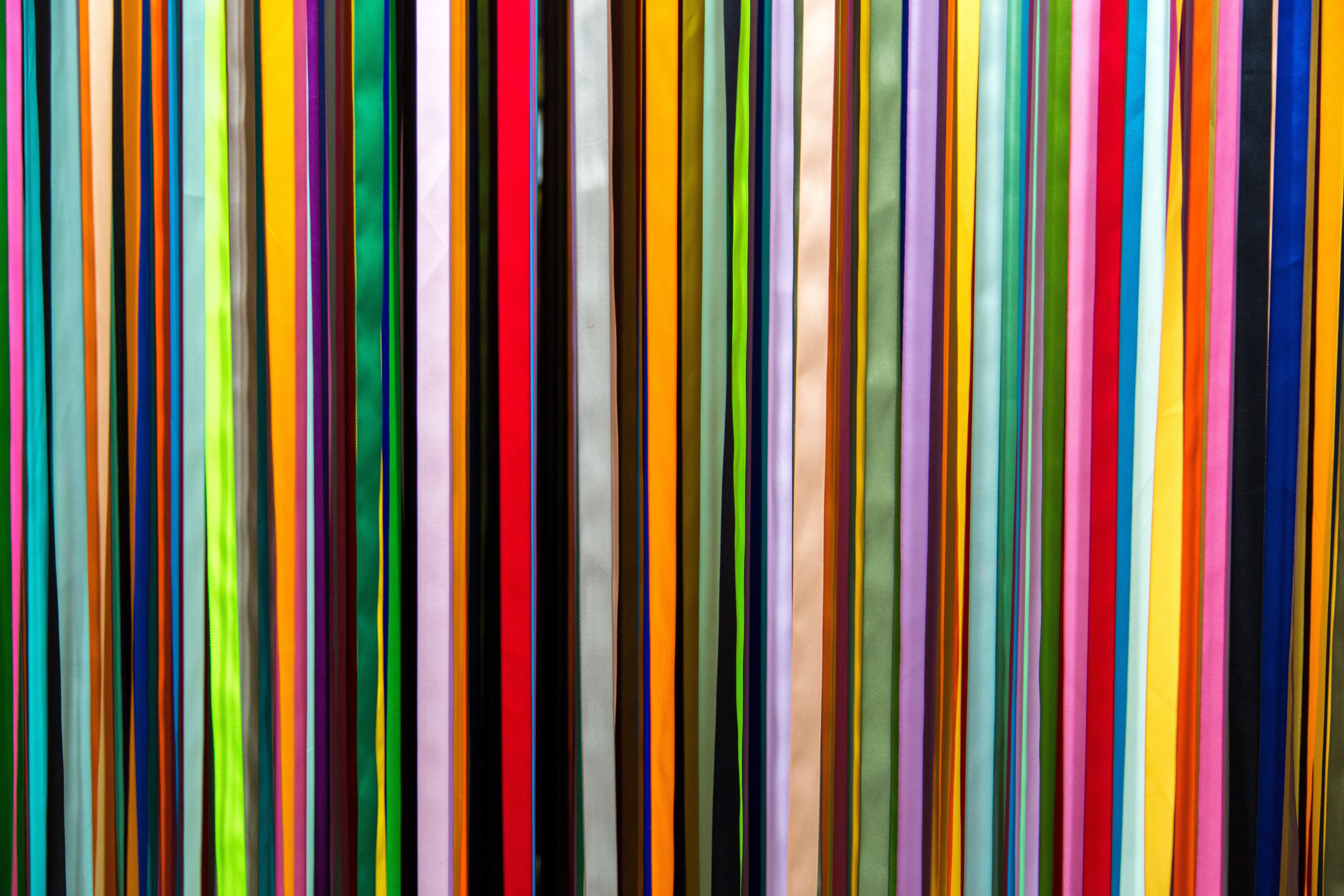 Abstract pattern of colorful vertical ribbons HD Wallpaper