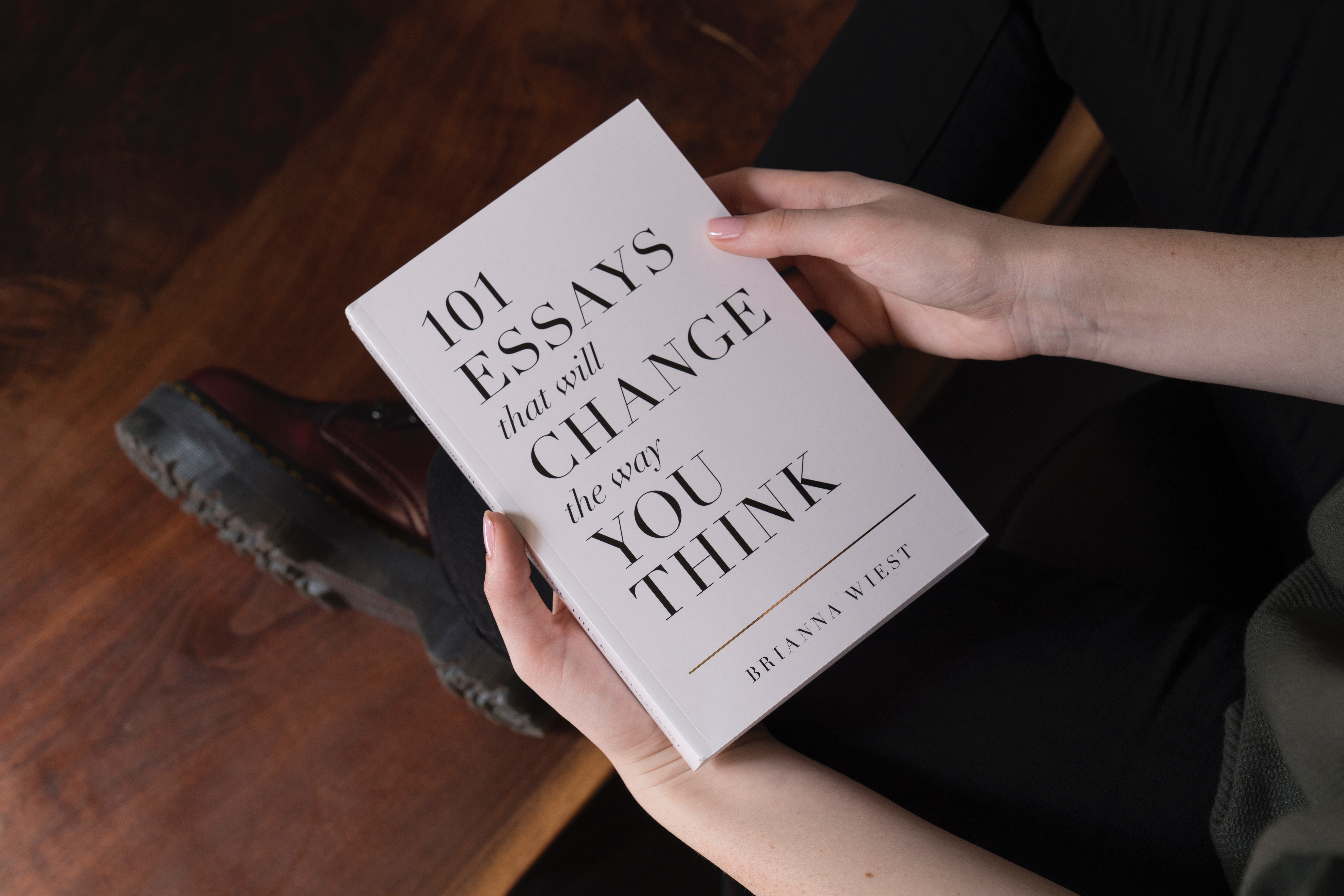 101 Essays That Will Change the Way You Think by Brianna Wiest HD Wallpaper