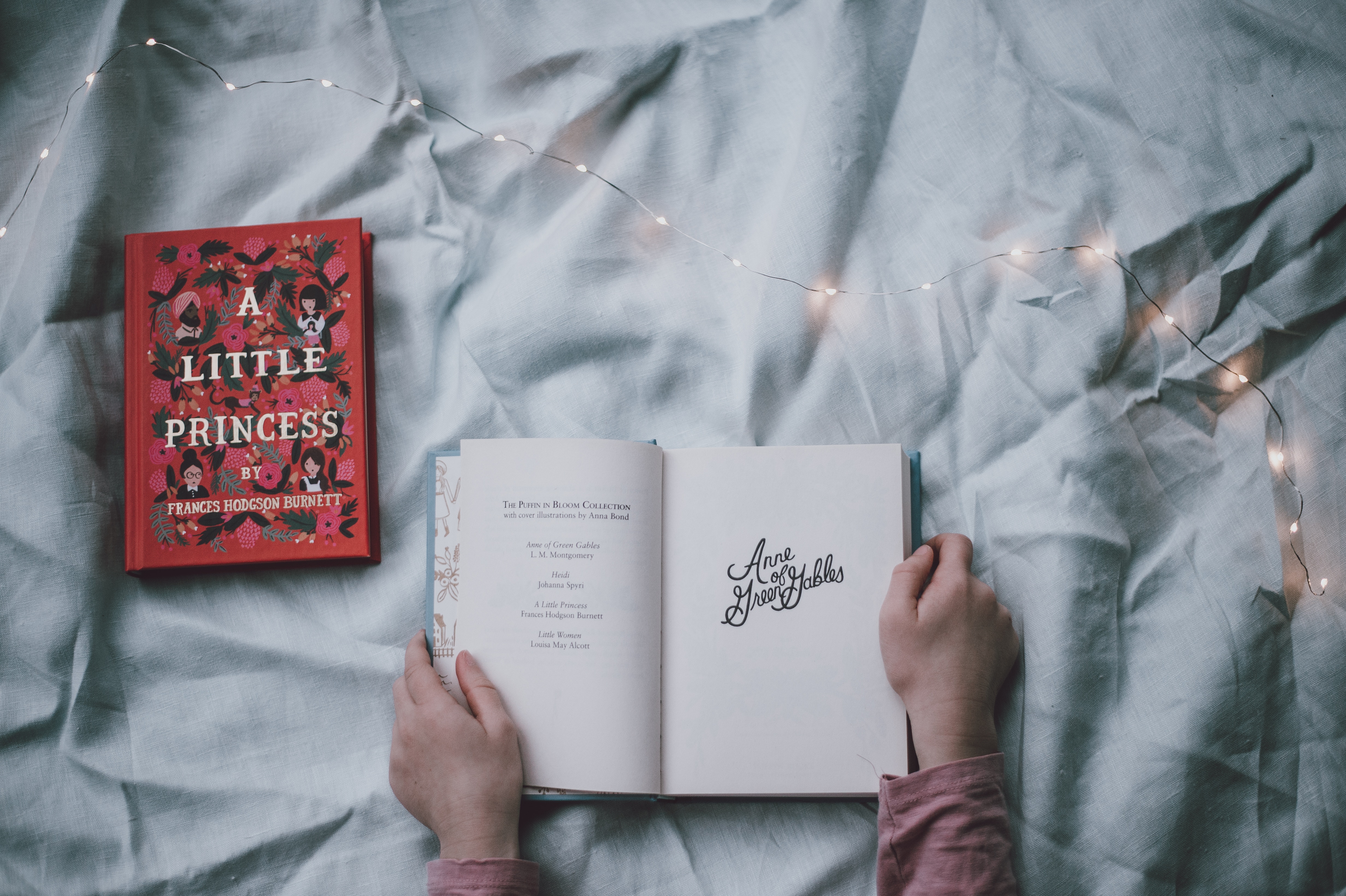 A Little Princess and Anne of Green Gables books HD Wallpaper