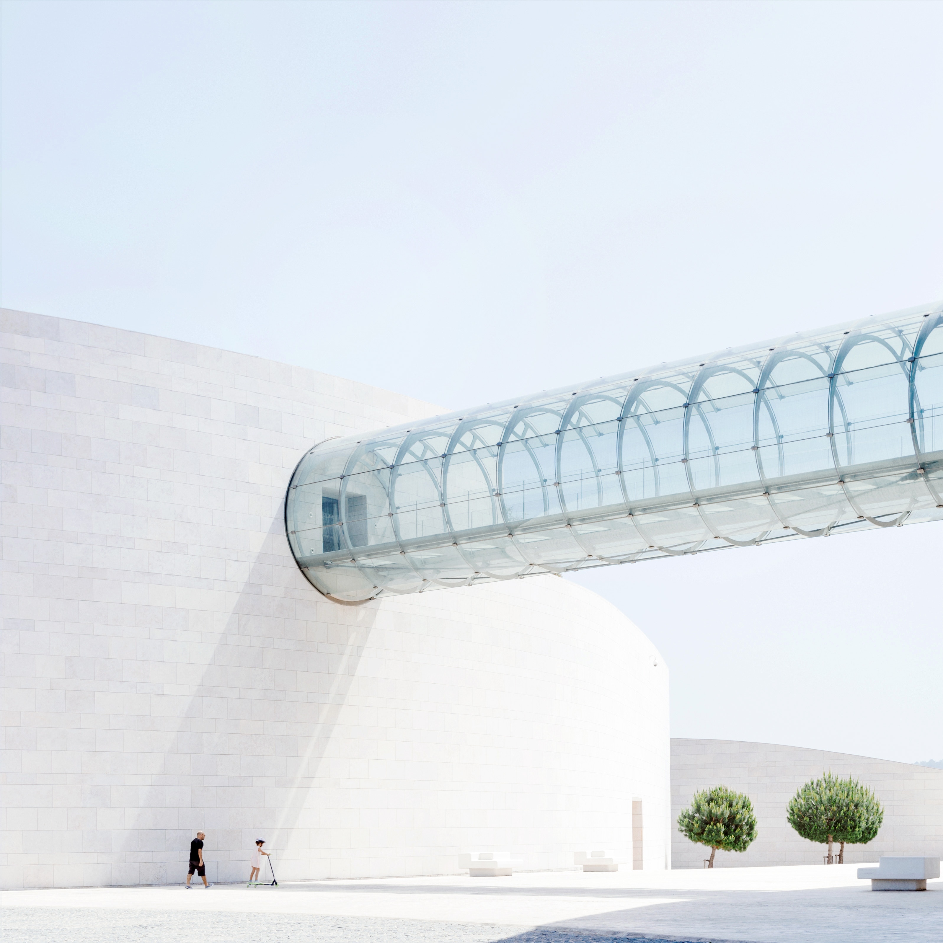 Champalimaud Foundation building with glass walkway in Lisbon, Portugal HD Wallpaper