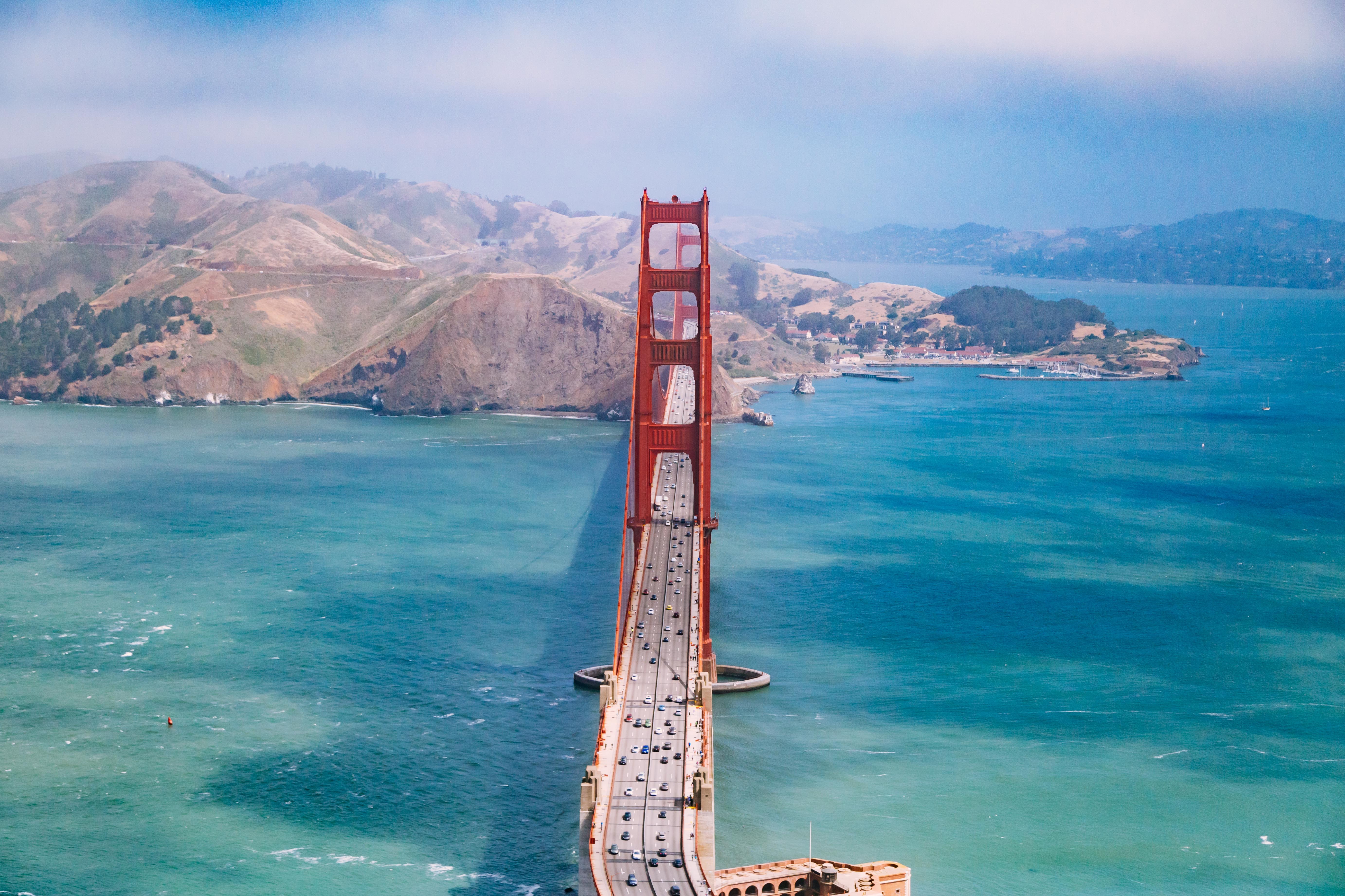 Golden Gate Bridge over the San Francisco Bay HD Wallpaper