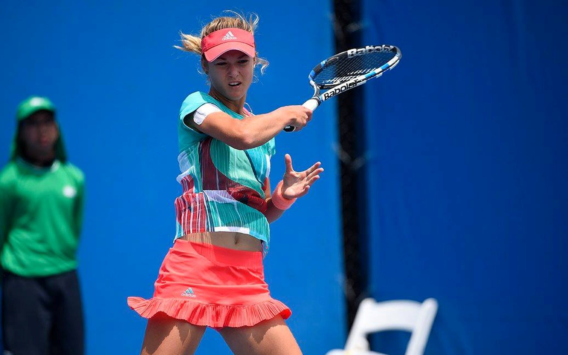 Anna Kalinskaya playing tennis HD Wallpaper