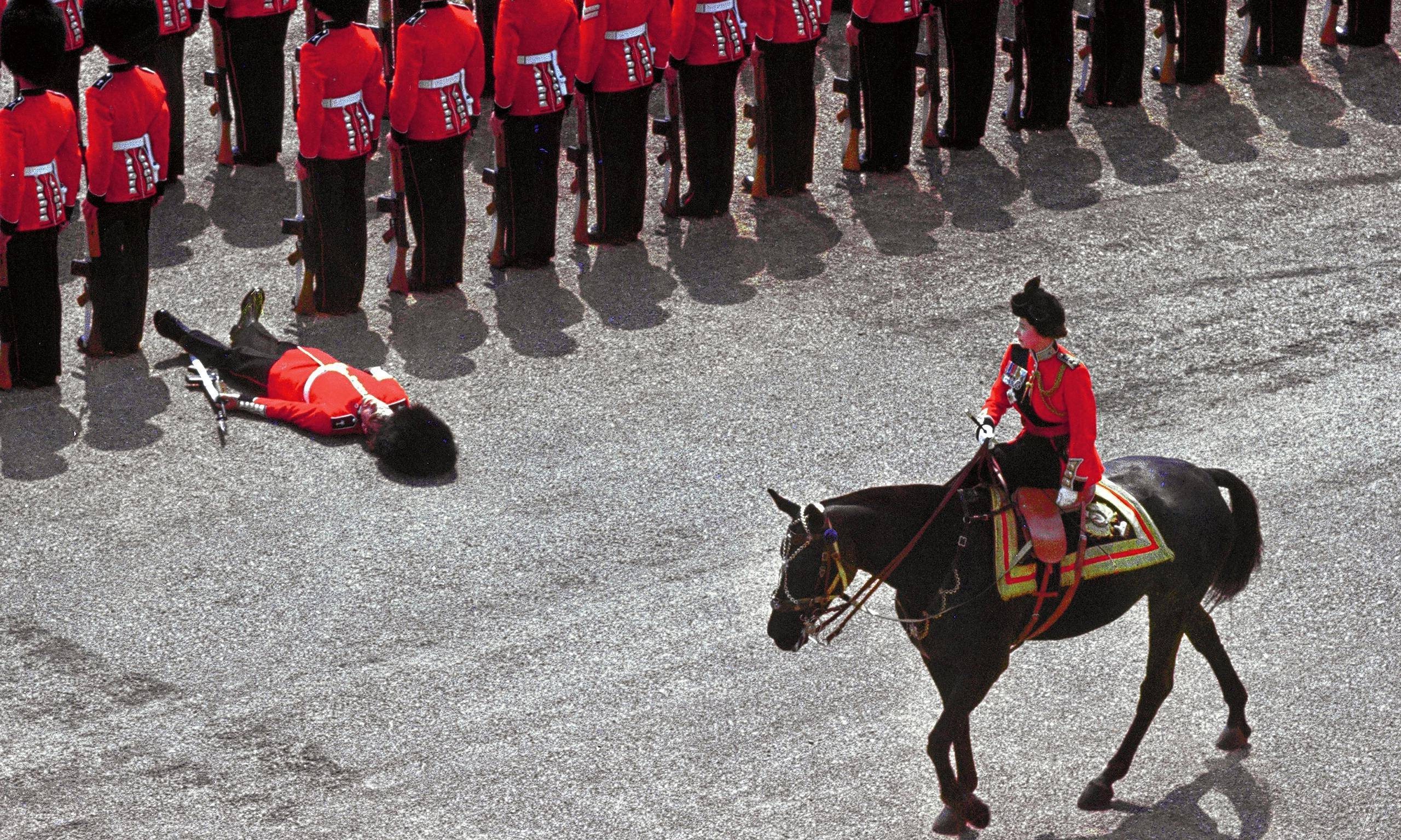 Soldier collapses during a parade in England HD Wallpaper