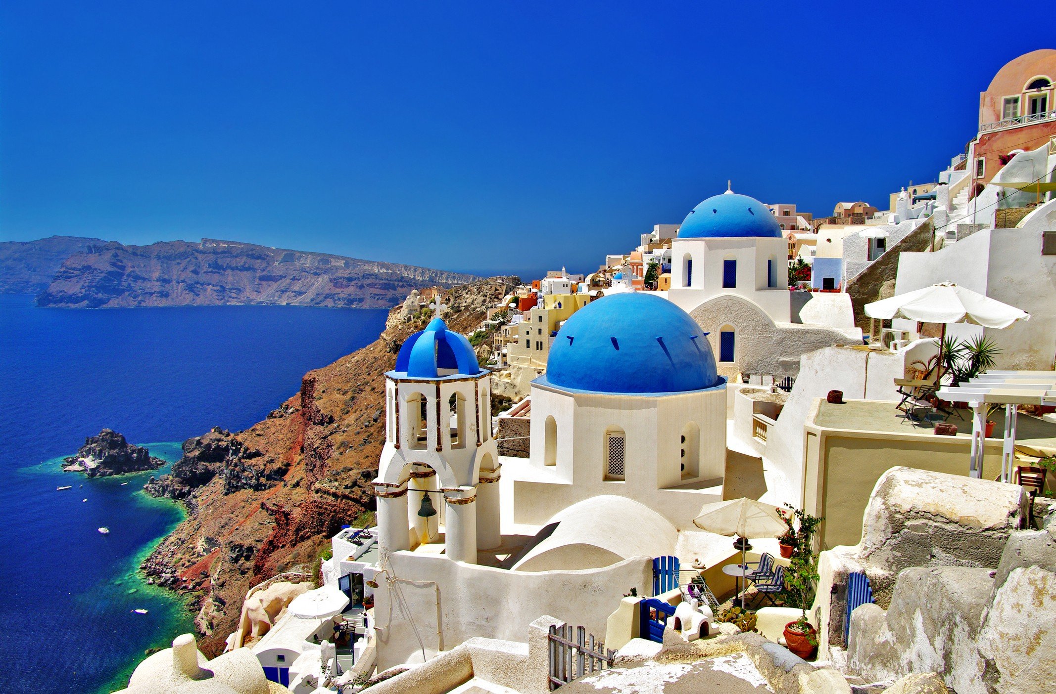 Santorini Greece white buildings blue domes ocean HD Wallpaper