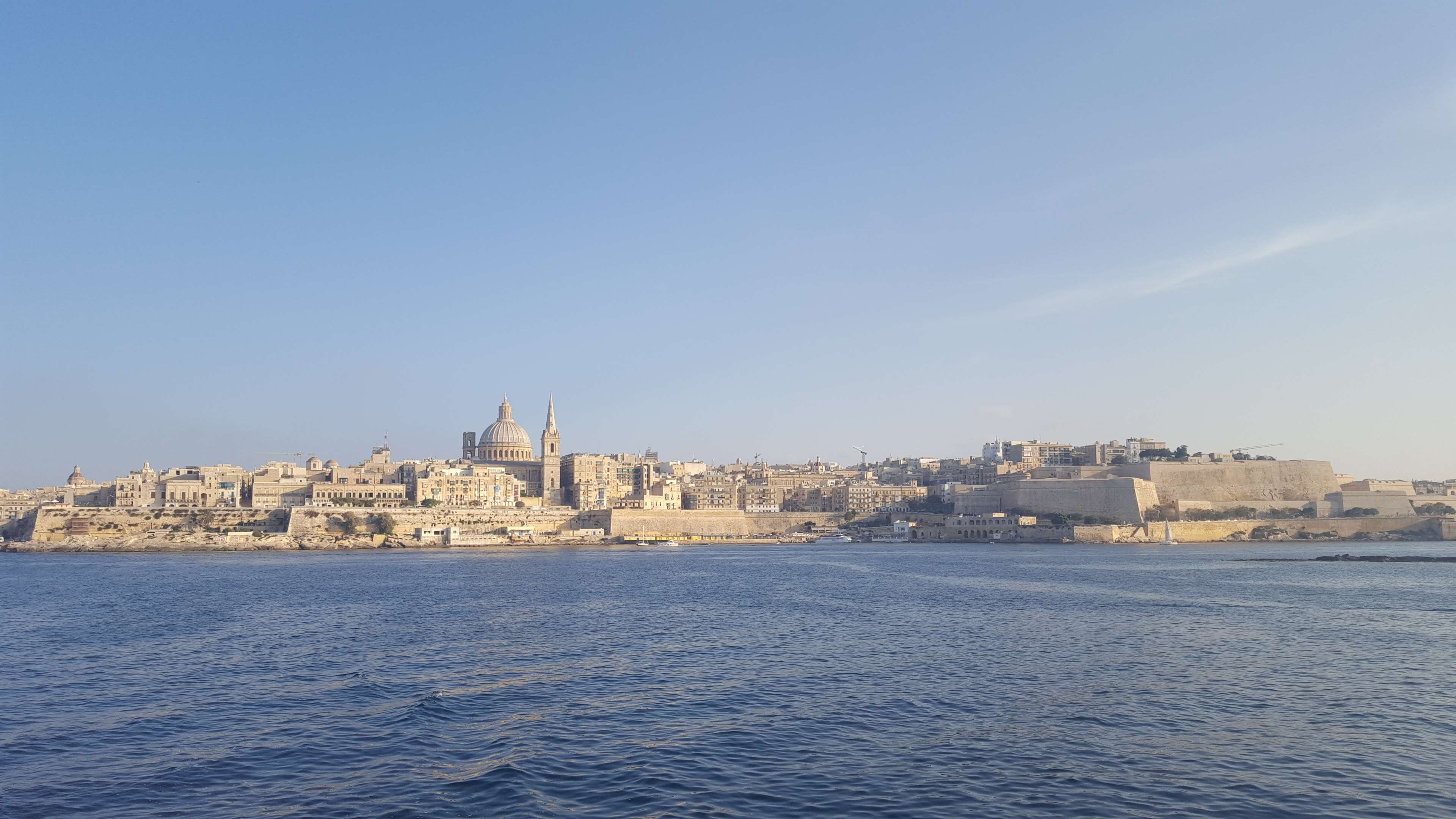 Valletta, Malta skyline with dome and fortifications HD Wallpaper