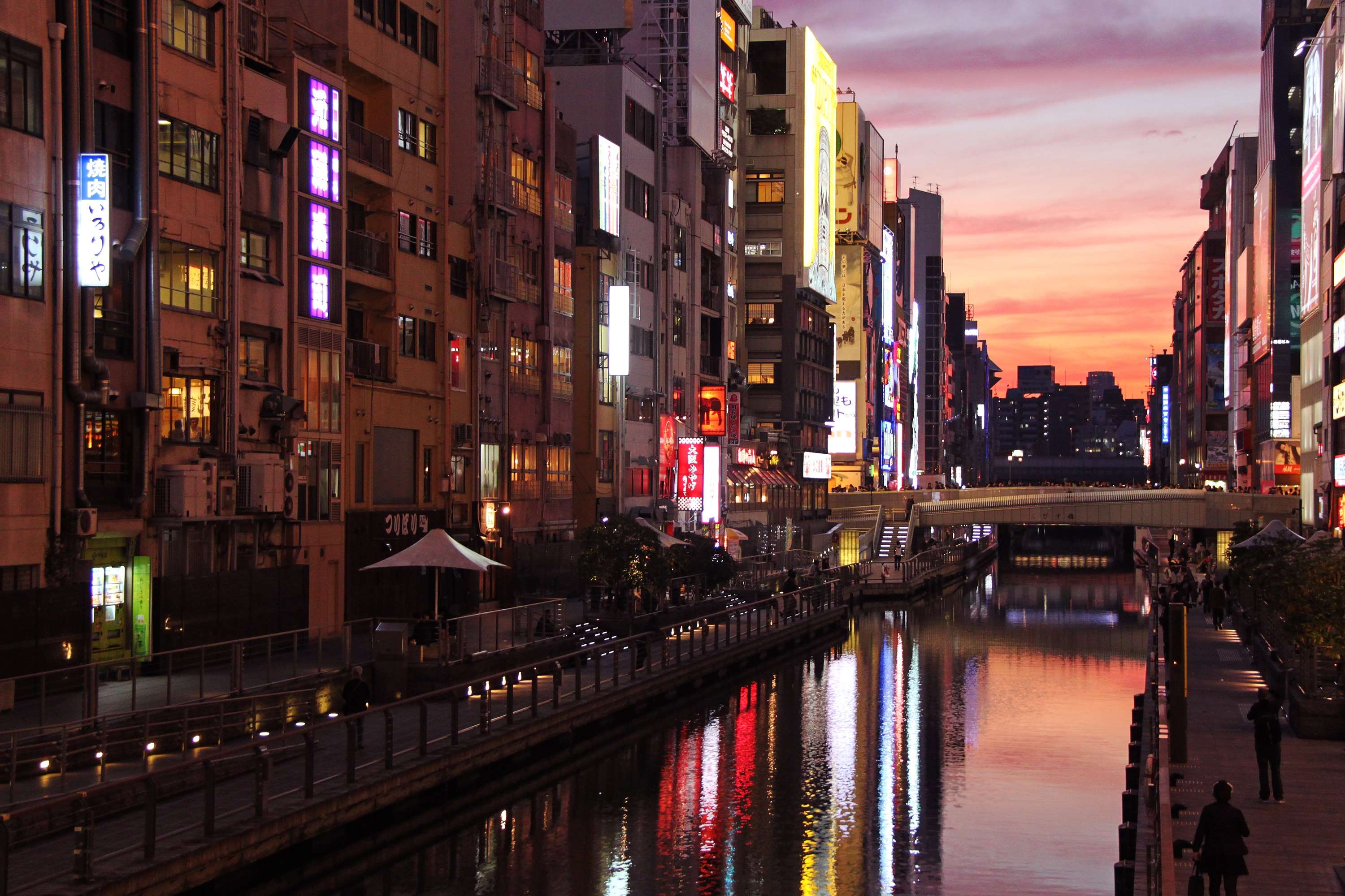 Dotonbori canal in Osaka at sunset with neon lights HD Wallpaper