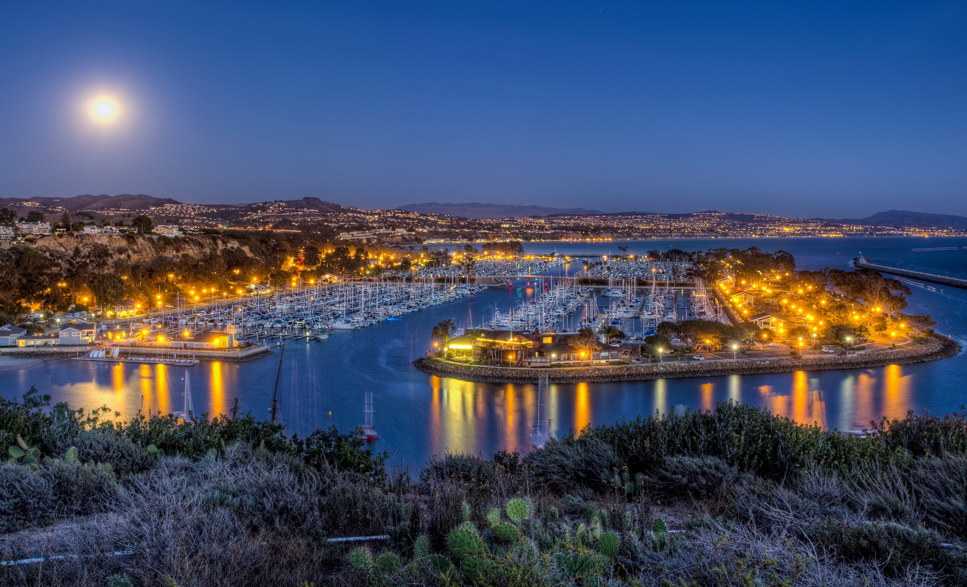 Dana Point Harbor at Night, California HD Wallpaper