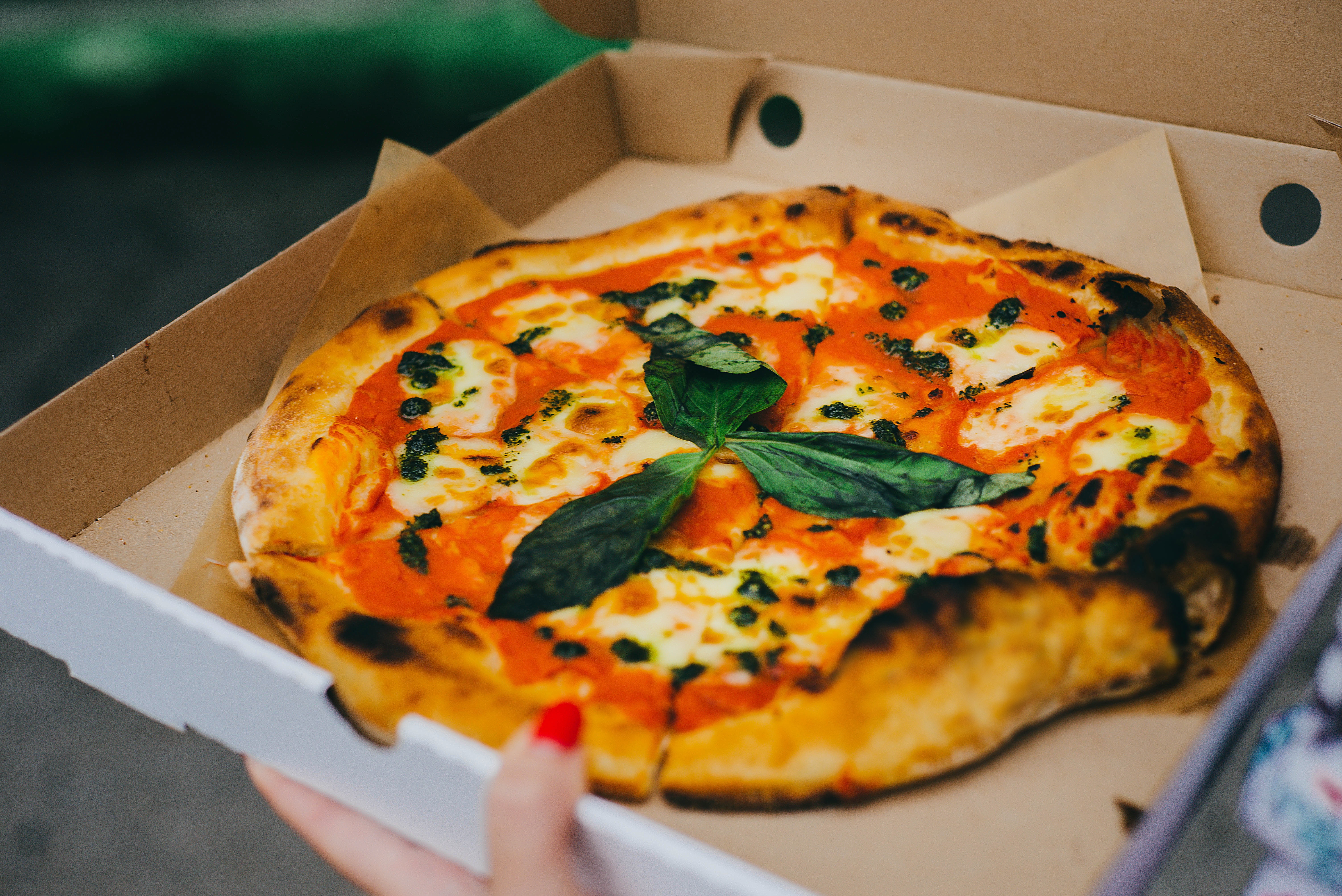Pizza Margherita in a cardboard box HD Wallpaper
