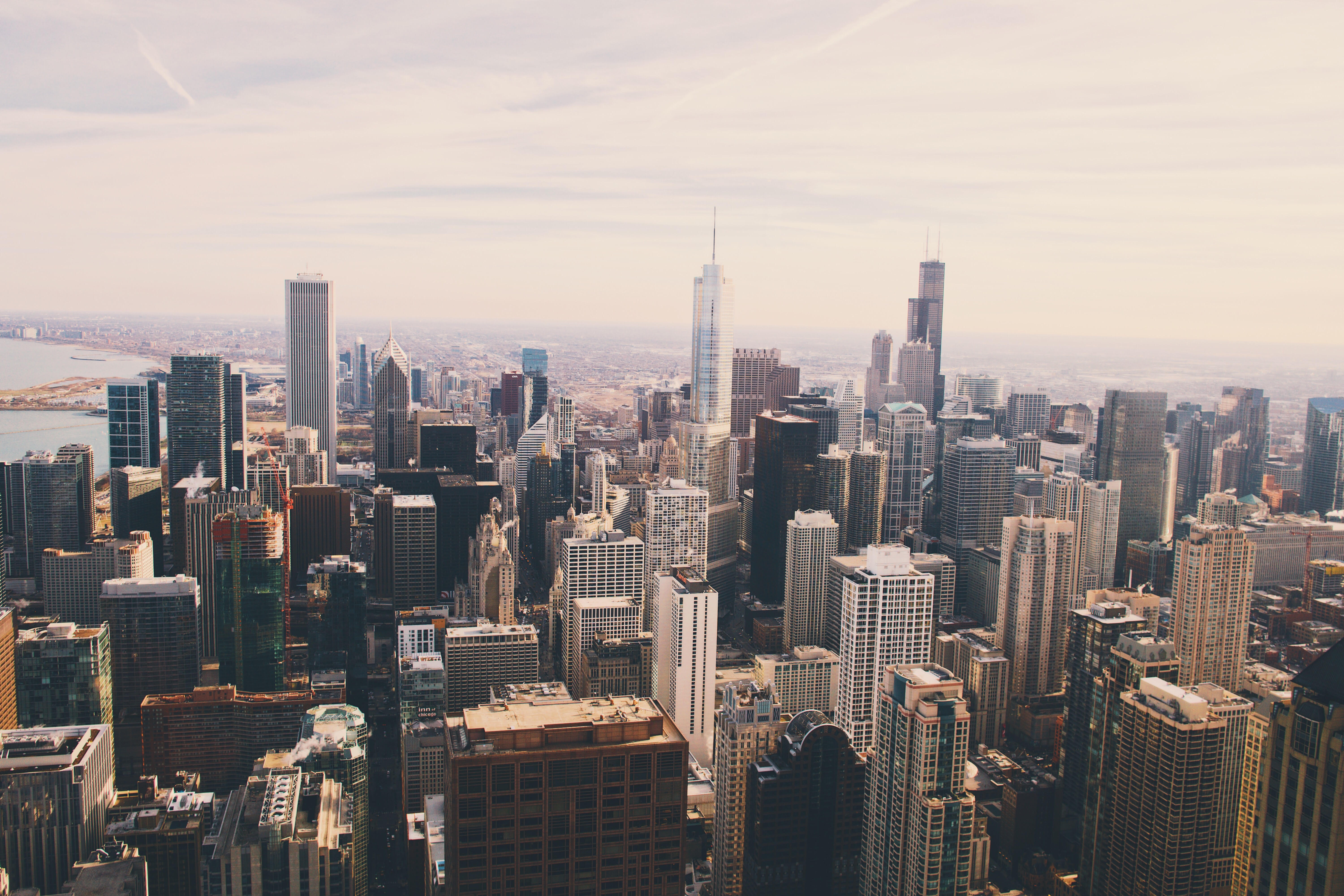 Chicago cityscape with skyscrapers and buildings HD Wallpaper