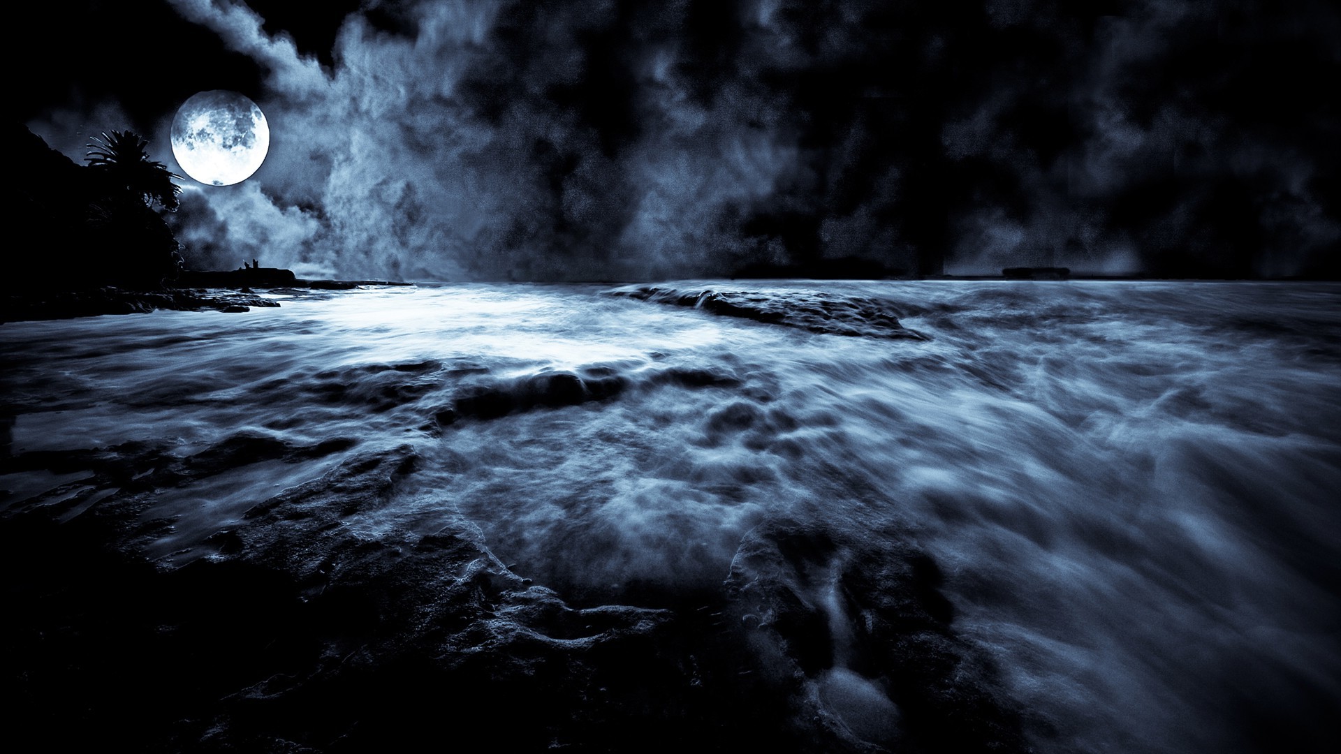 Night sea under a full moon with clouds HD Wallpaper