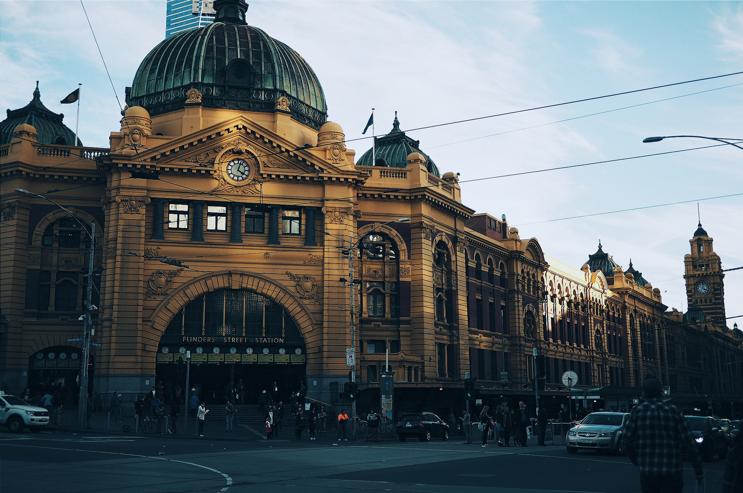 Flinders Street Station in Melbourne HD Wallpaper