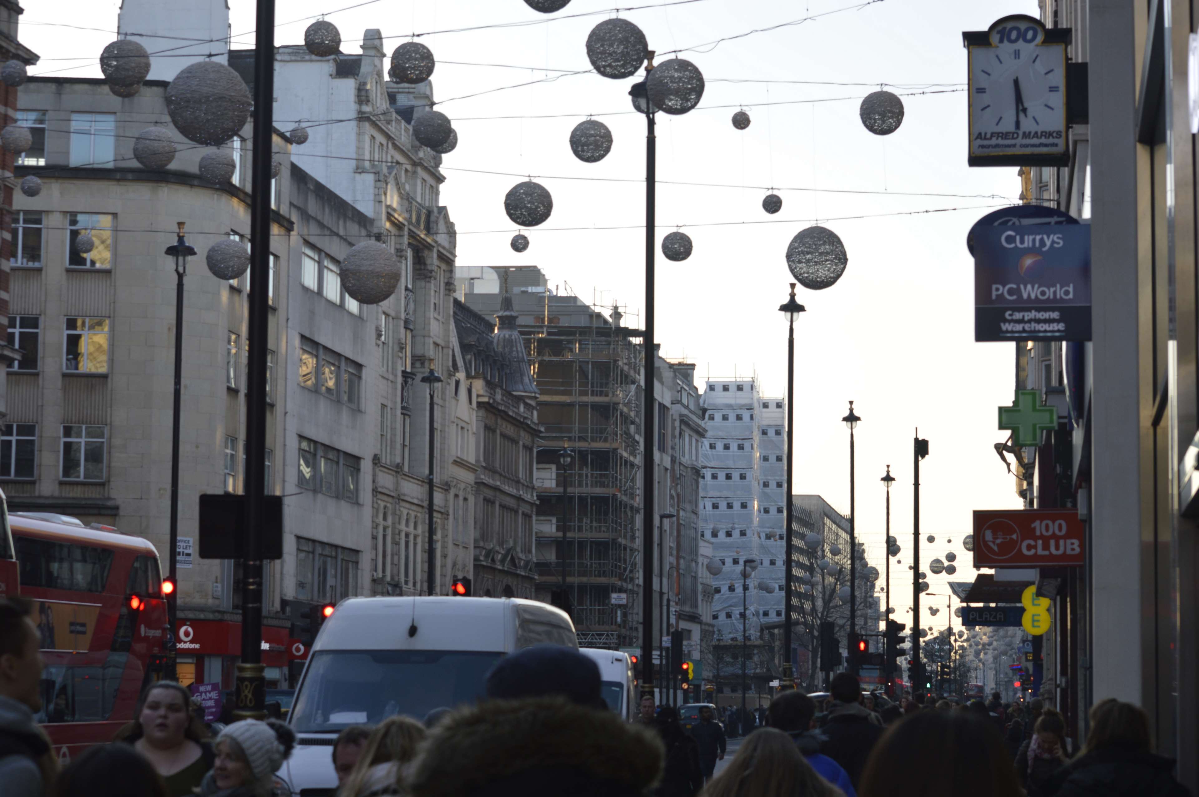 Oxford Street London with Christmas Decorations HD Wallpaper