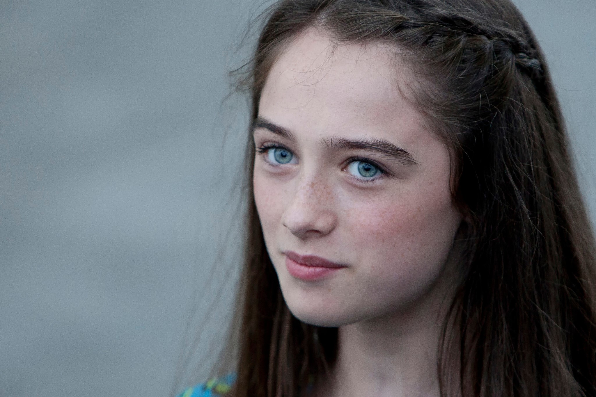 Raffey Cassidy as Athena from Tomorrowland HD Wallpaper