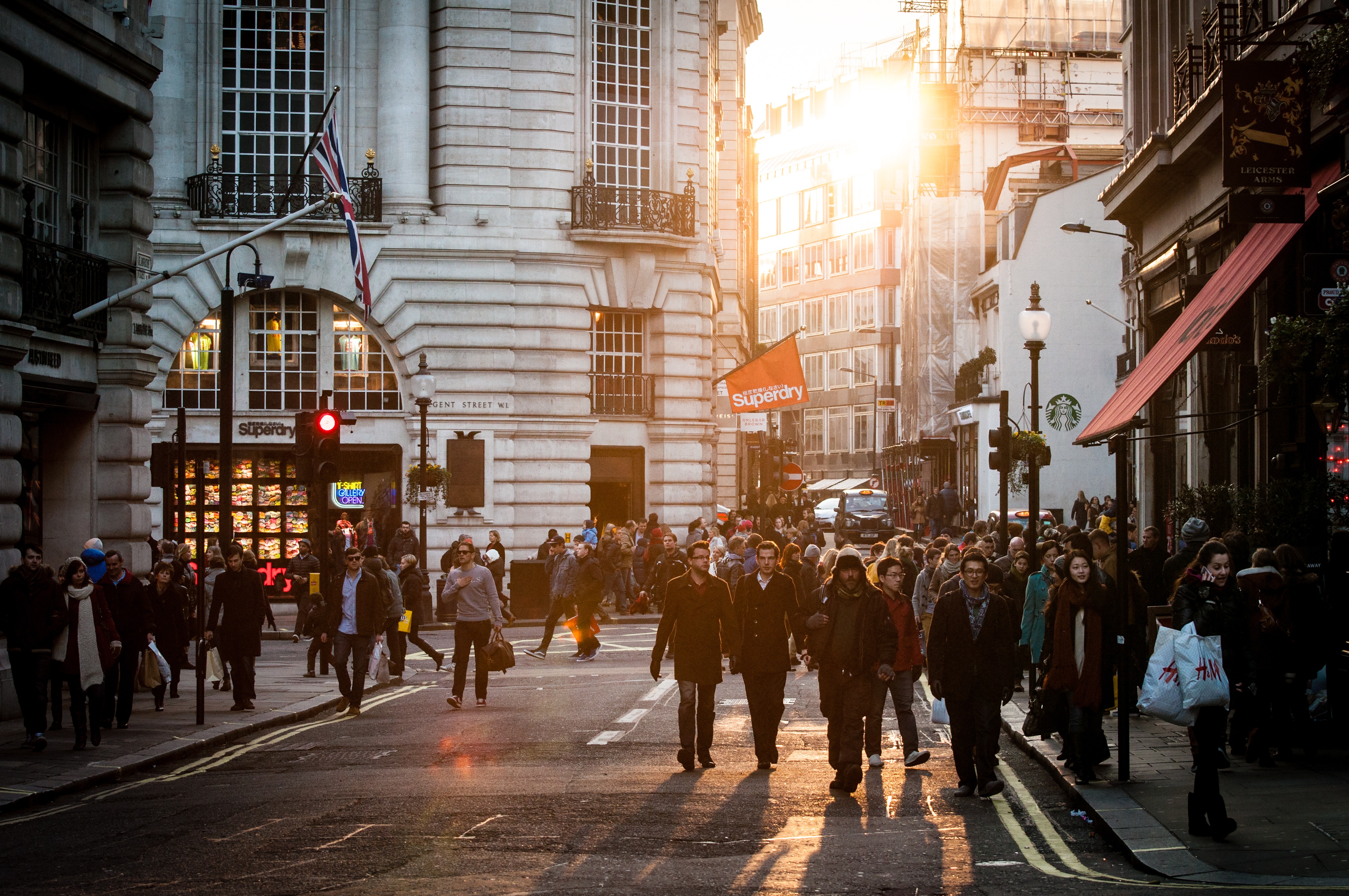Crowd on Regent Street, London at Sunset HD Wallpaper
