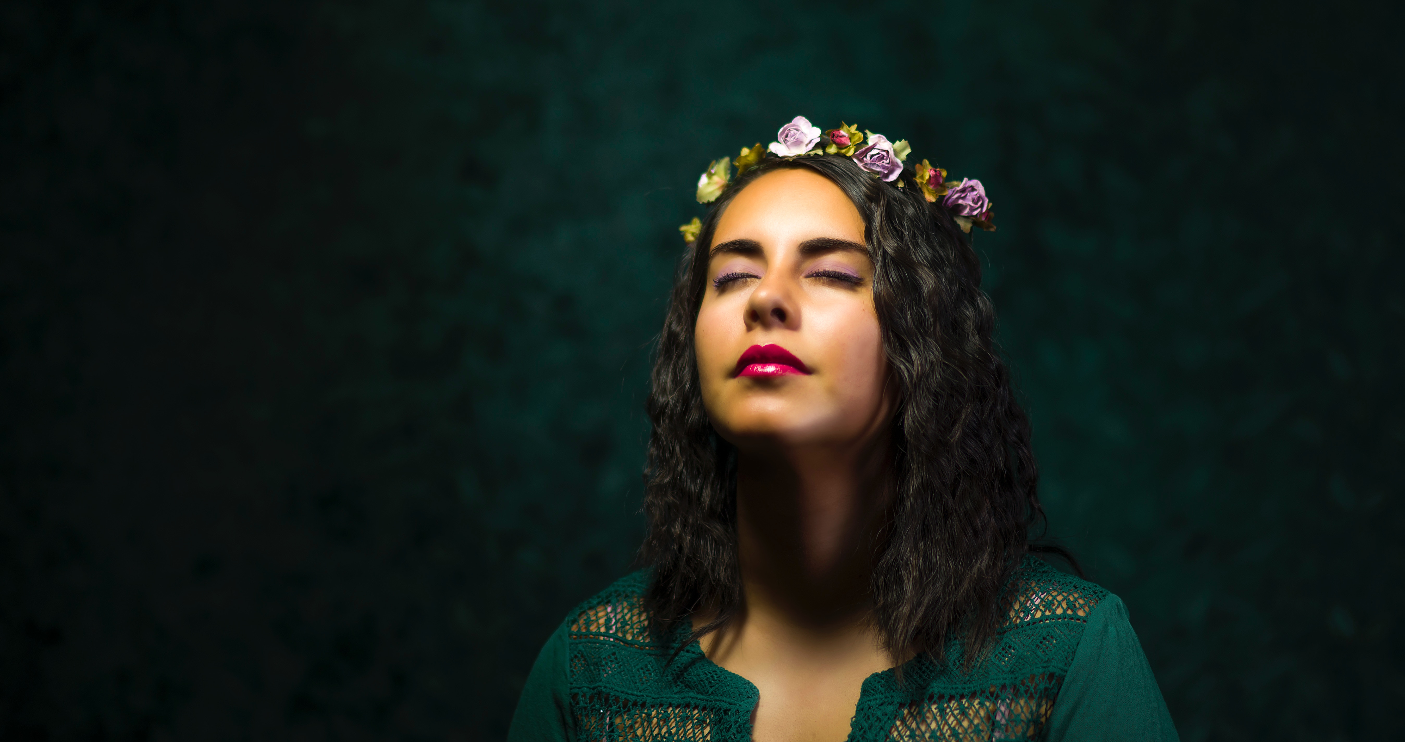 Woman with flower crown and green dress HD Wallpaper